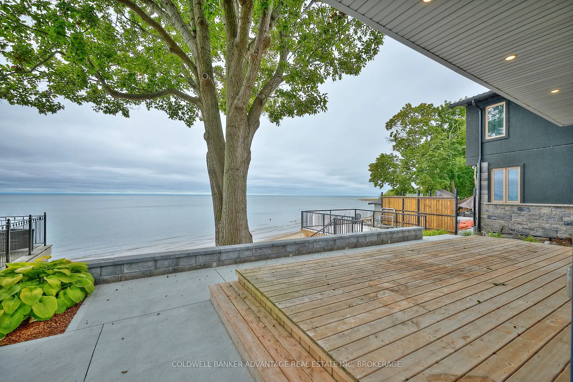 10591 Lakeshore Road