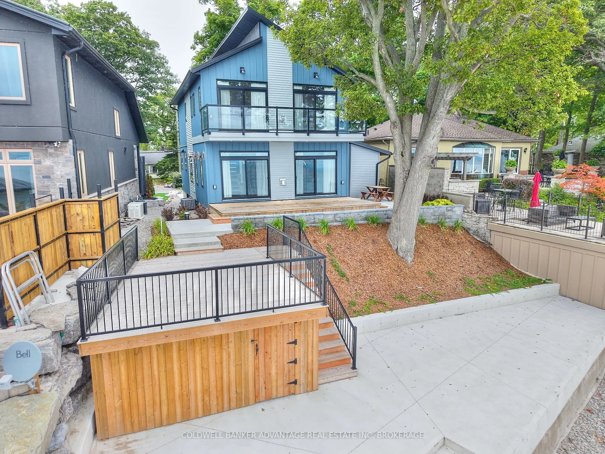10591 Lakeshore Road