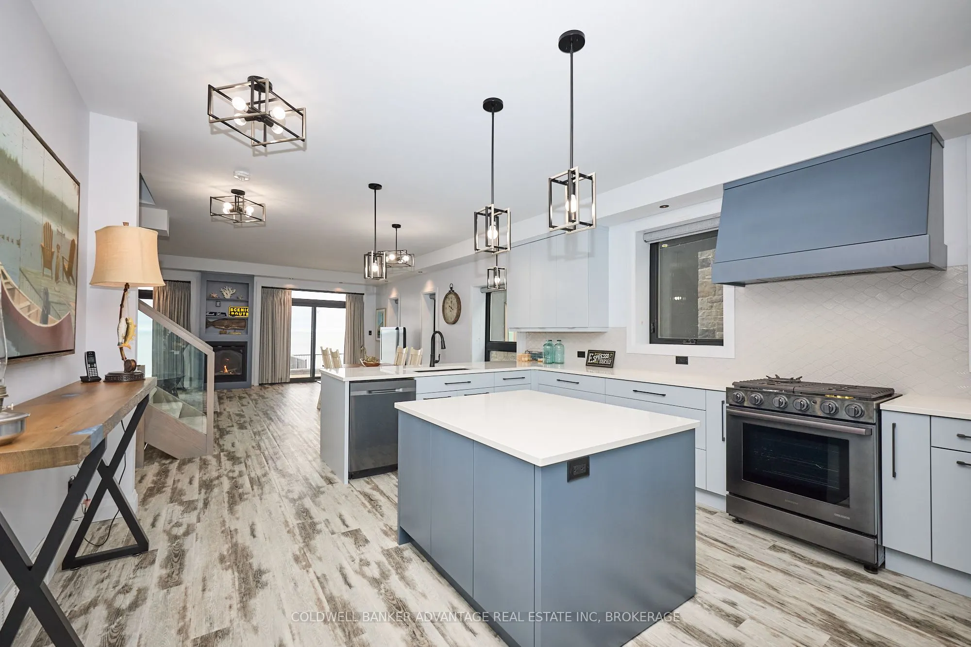 10591 Lakeshore Road