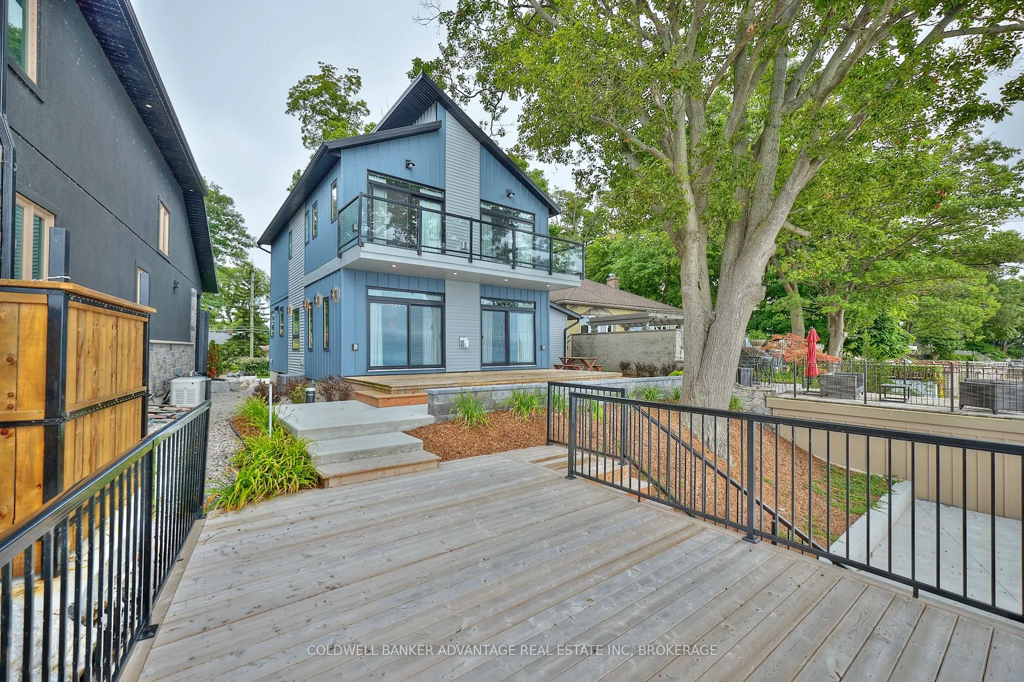 10591 Lakeshore Road