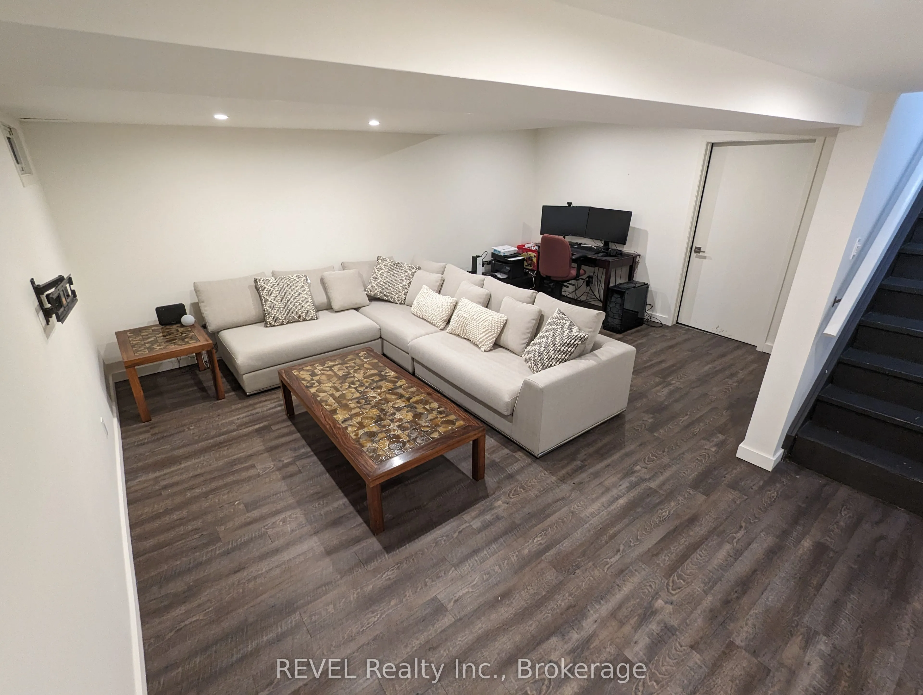 5815 Swayze Drive, #12