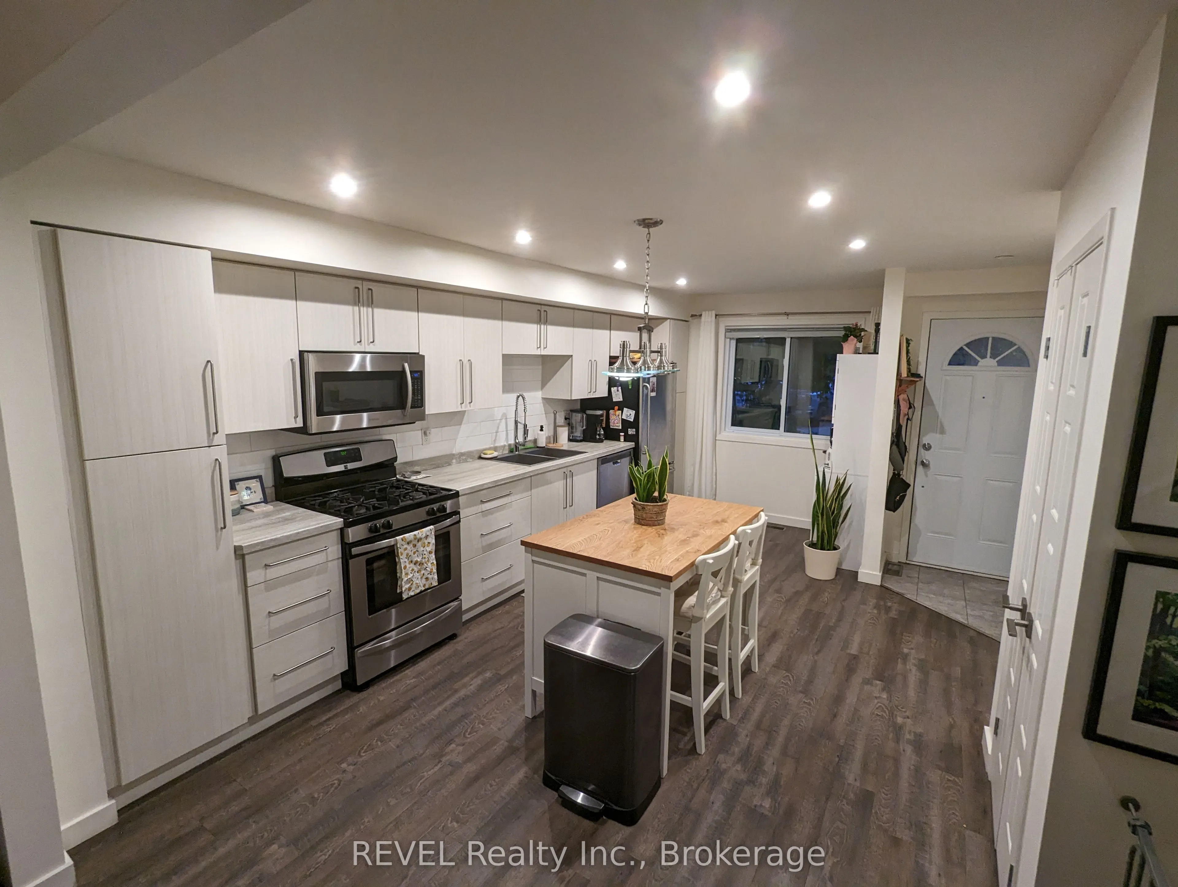 5815 Swayze Drive, #12