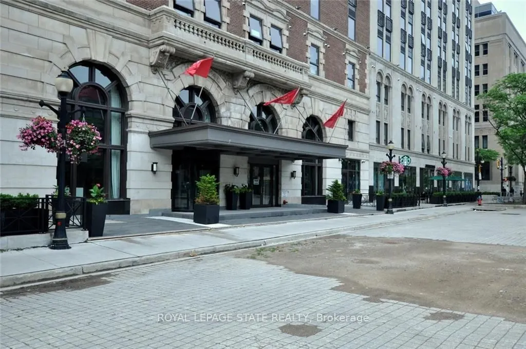 112 King Street E, #1109
