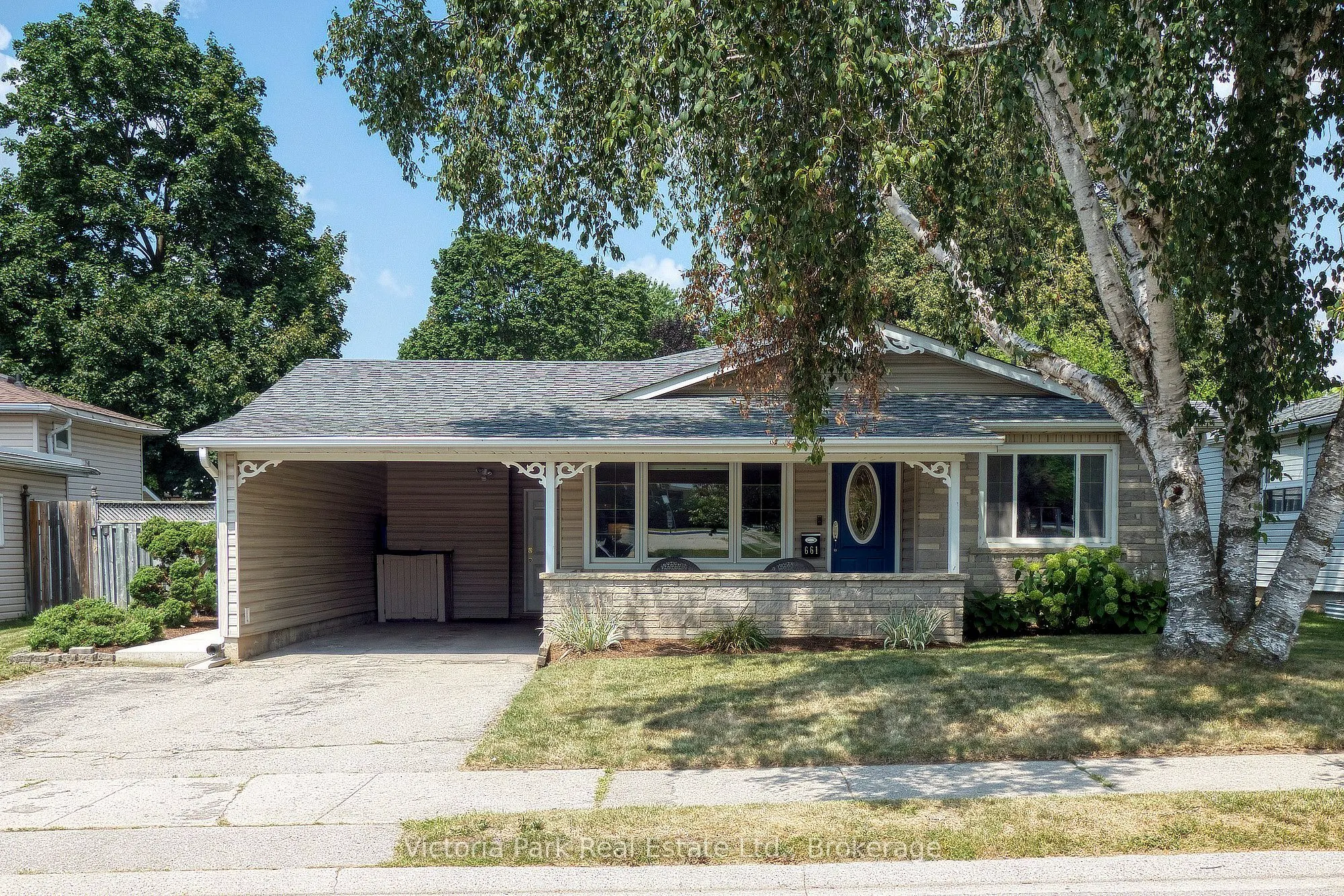 661 Glen Forrest Boulevard