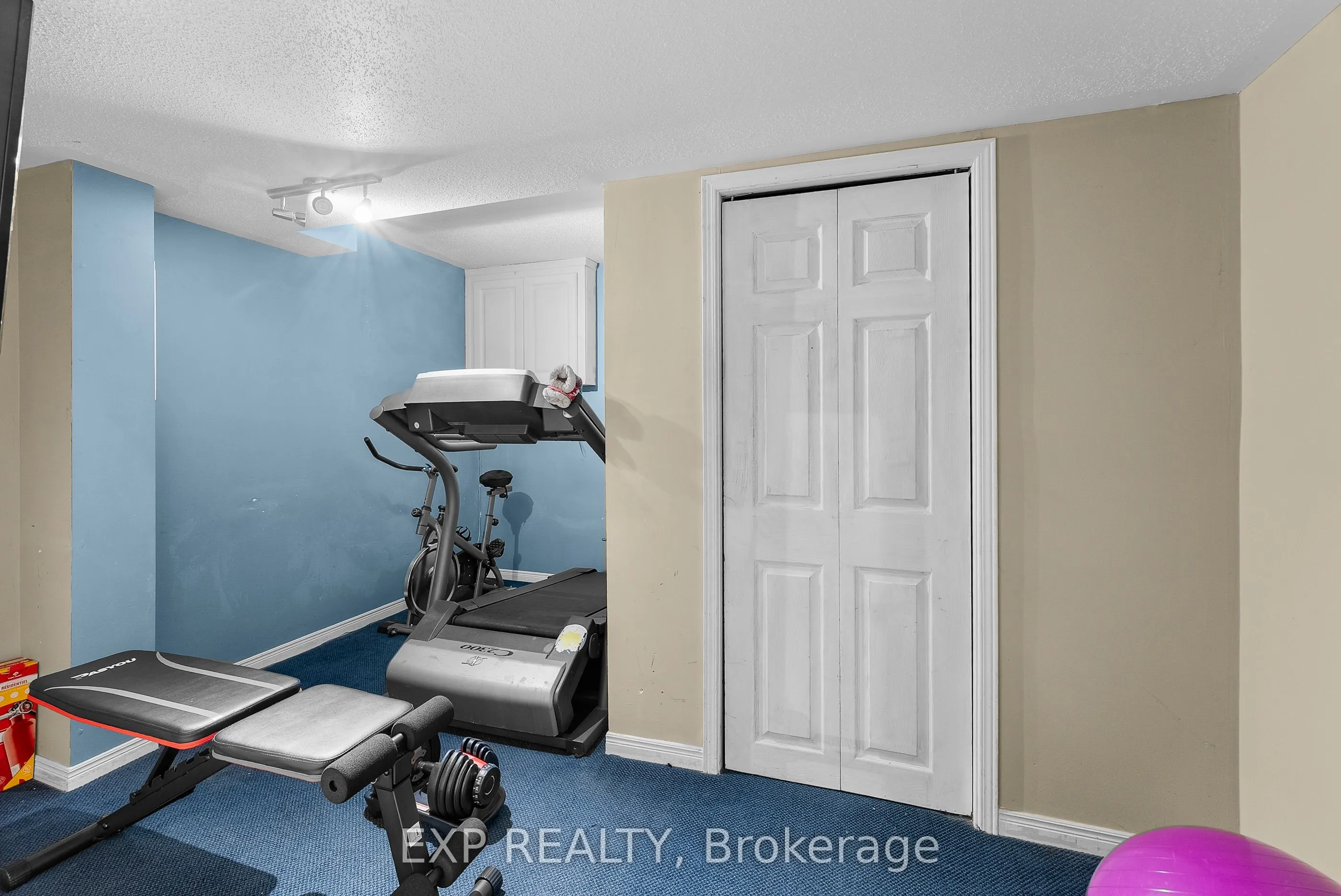3 BRIARSDALE Crescent