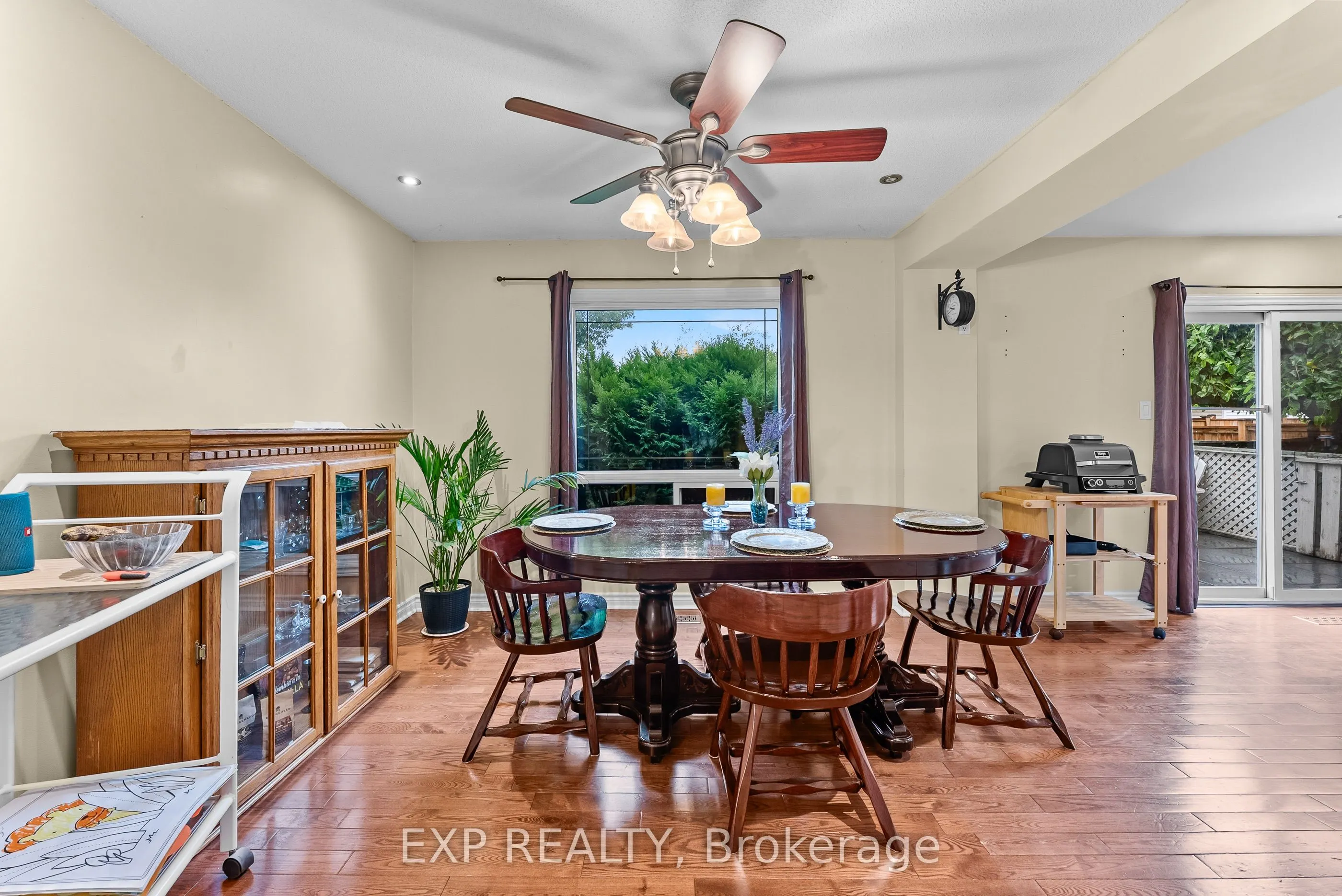 3 BRIARSDALE Crescent
