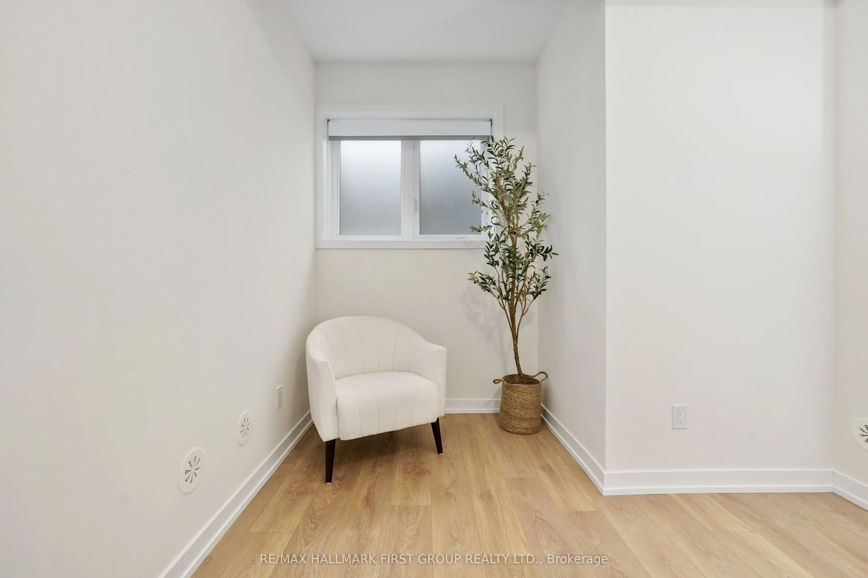 160 Densmore Road, #701