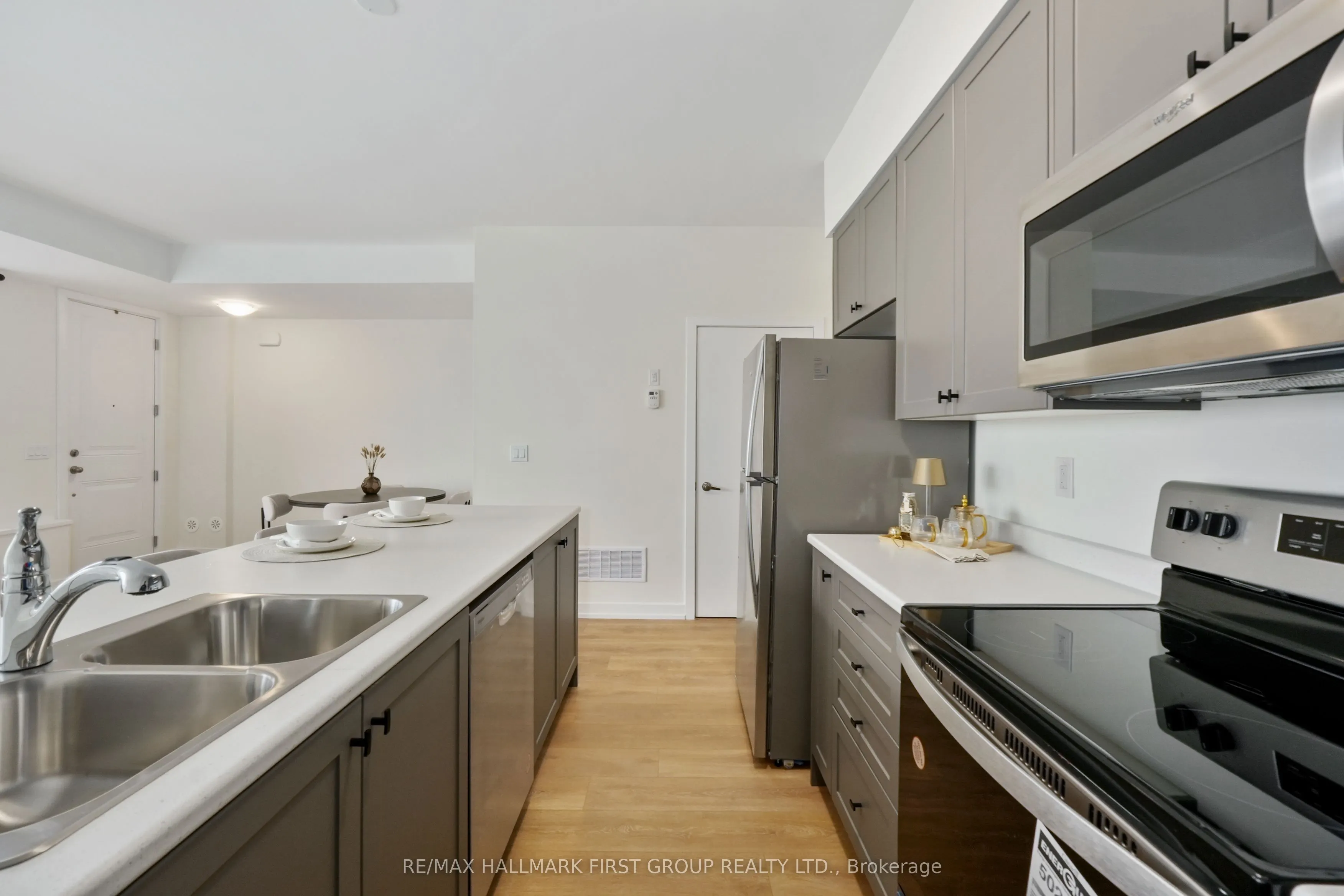 160 Densmore Road, #701