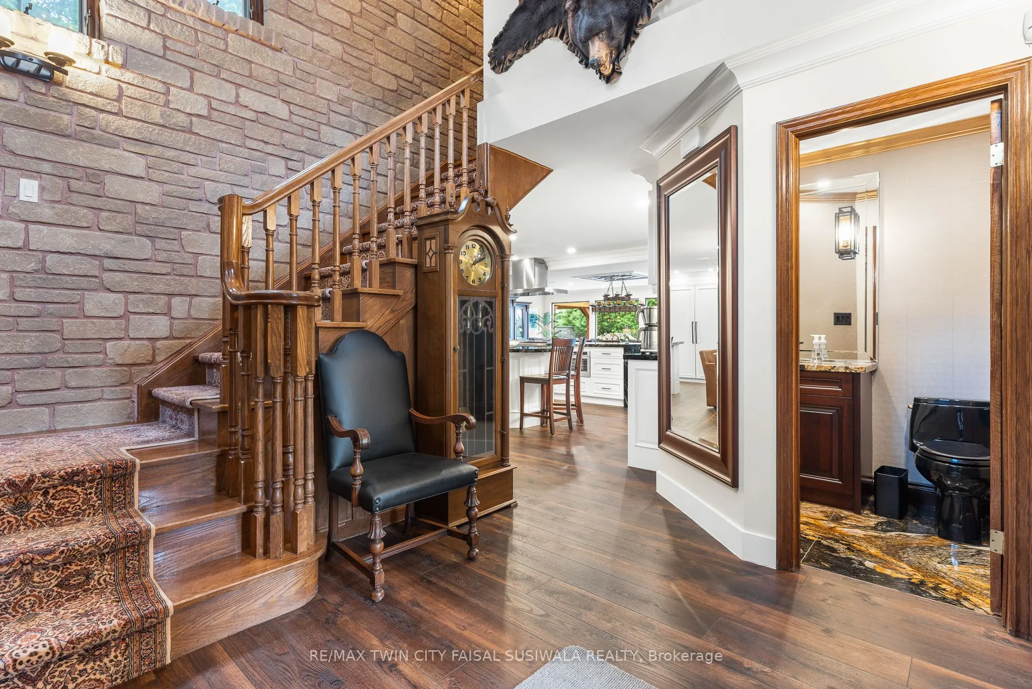 1927 Shellard Road
