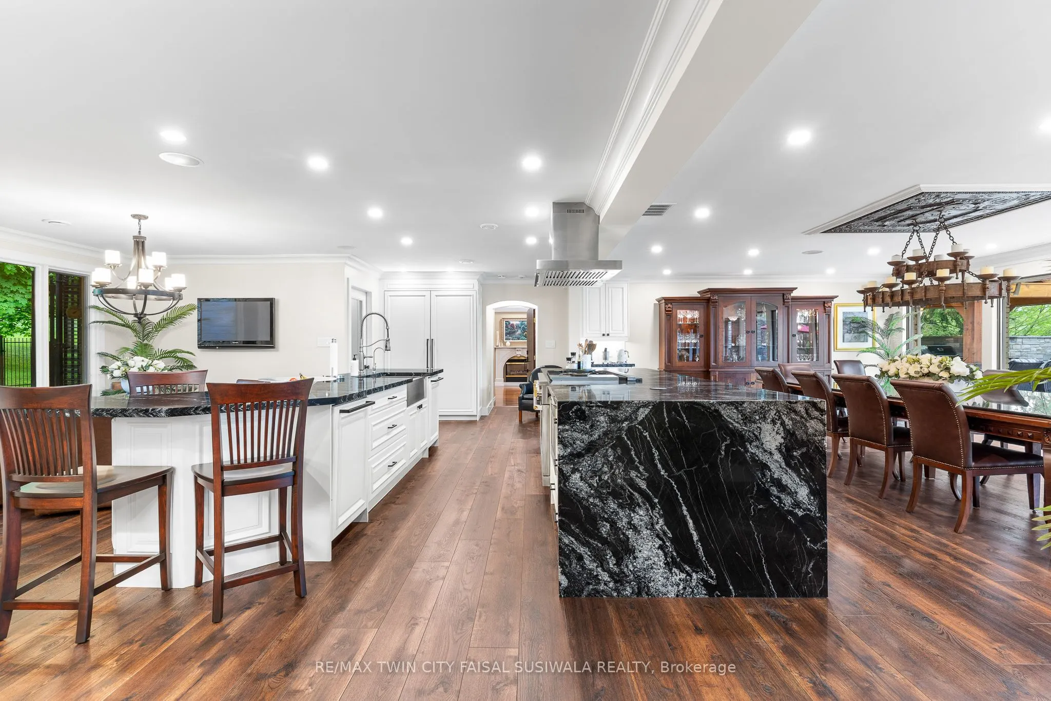 1927 Shellard Road