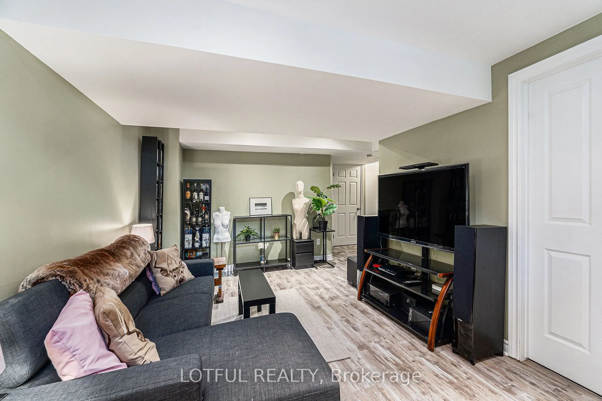 107 Queensbury Drive