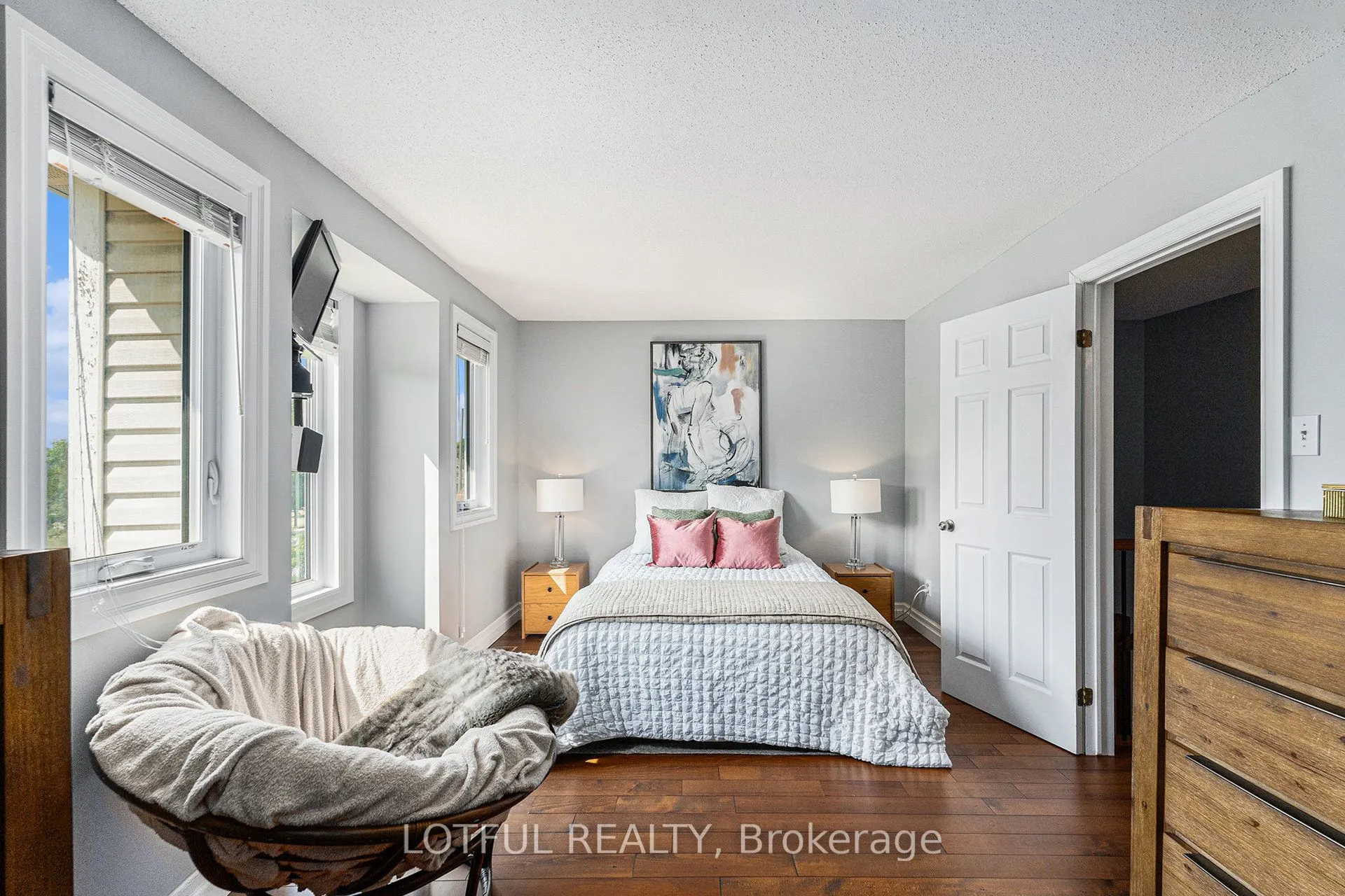 107 Queensbury Drive