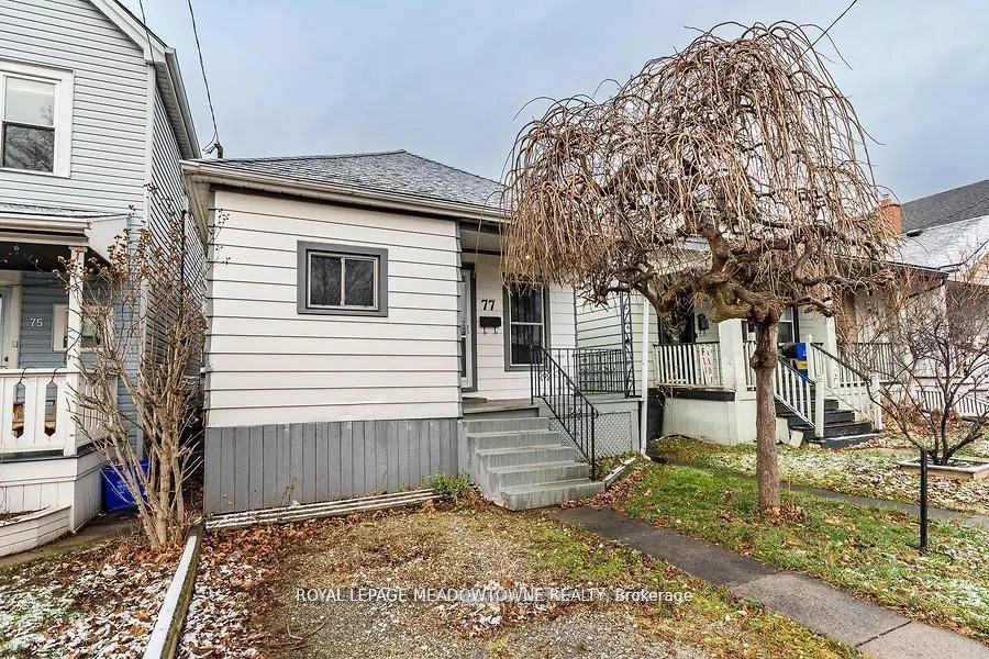 77 Province Street N