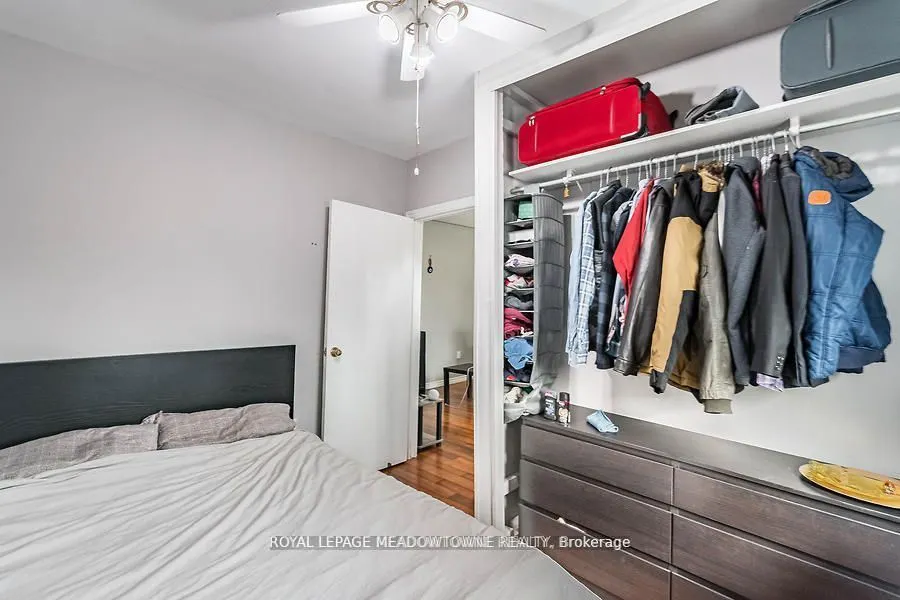 77 Province Street N