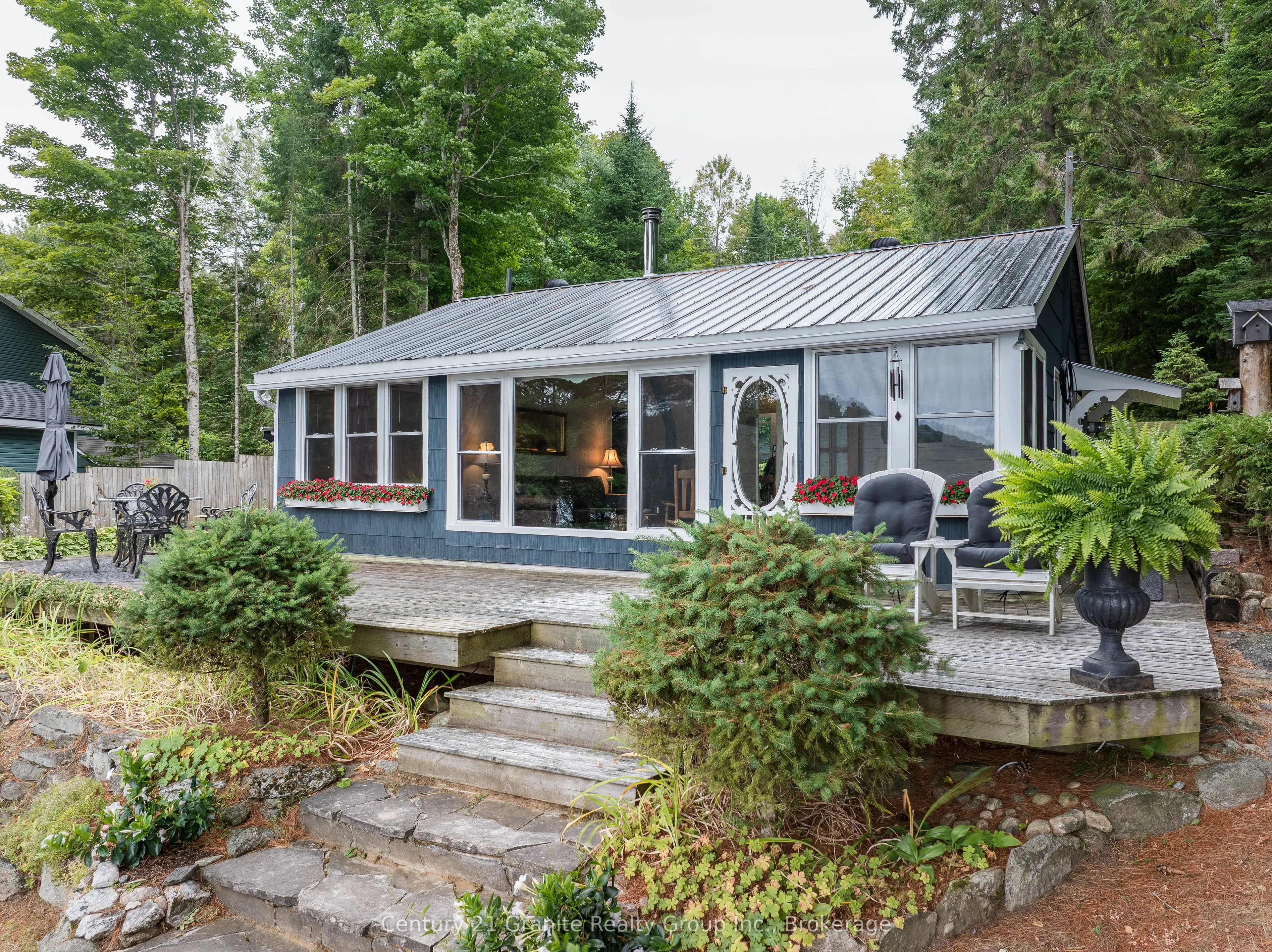 1528 Dignan Road