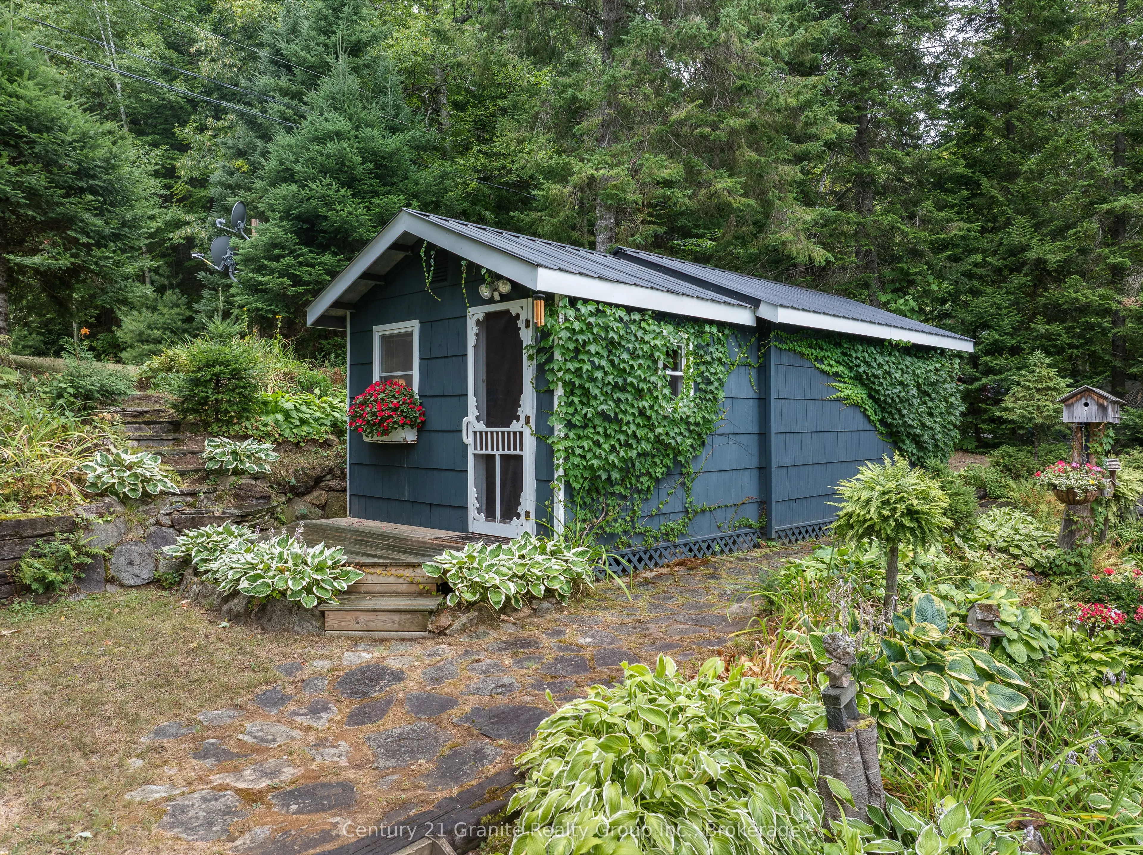 1528 Dignan Road