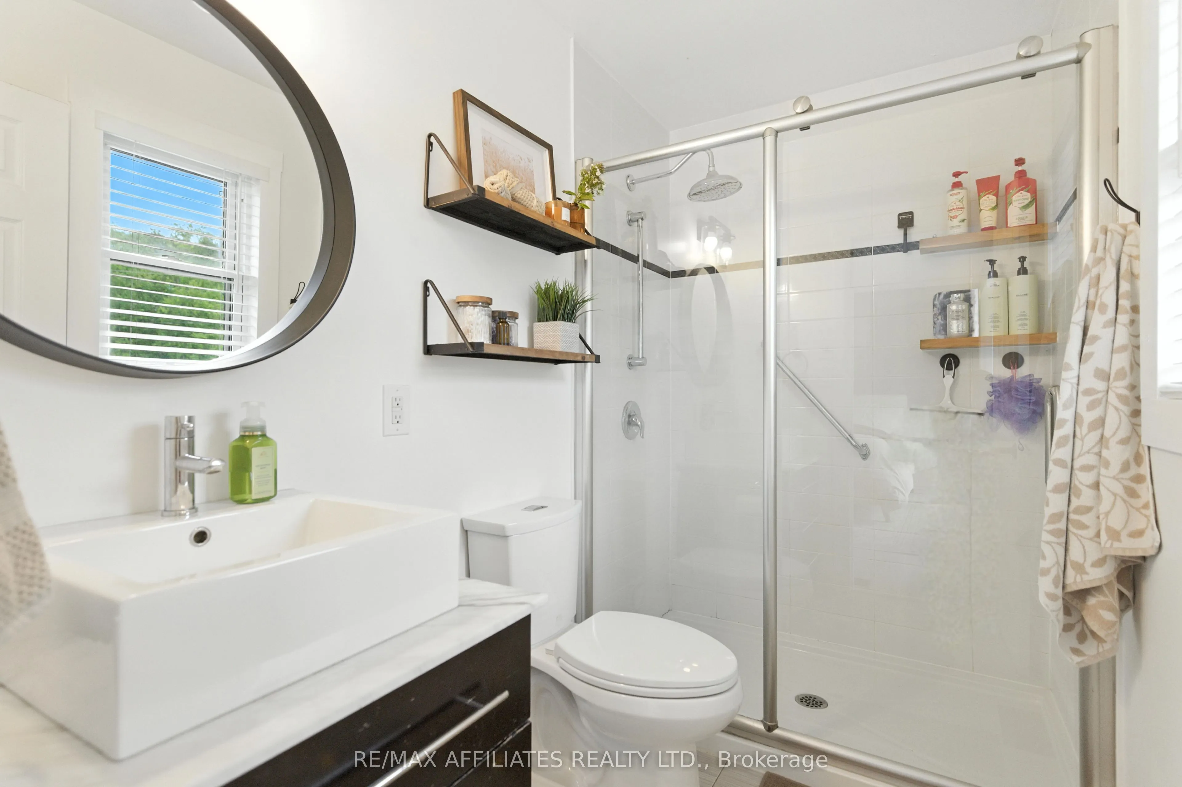 2C Baxter Drive