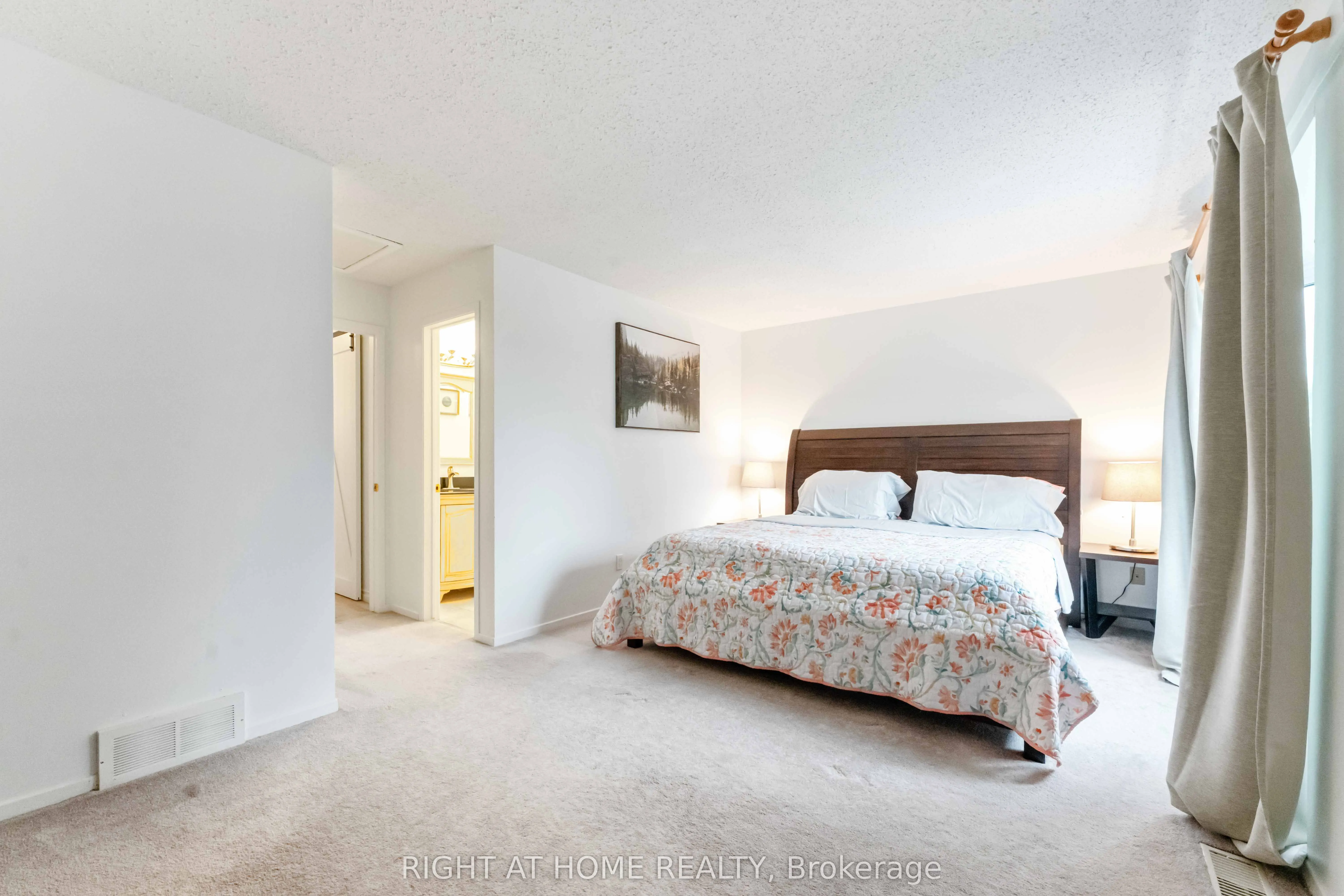 18 Shetland Way
