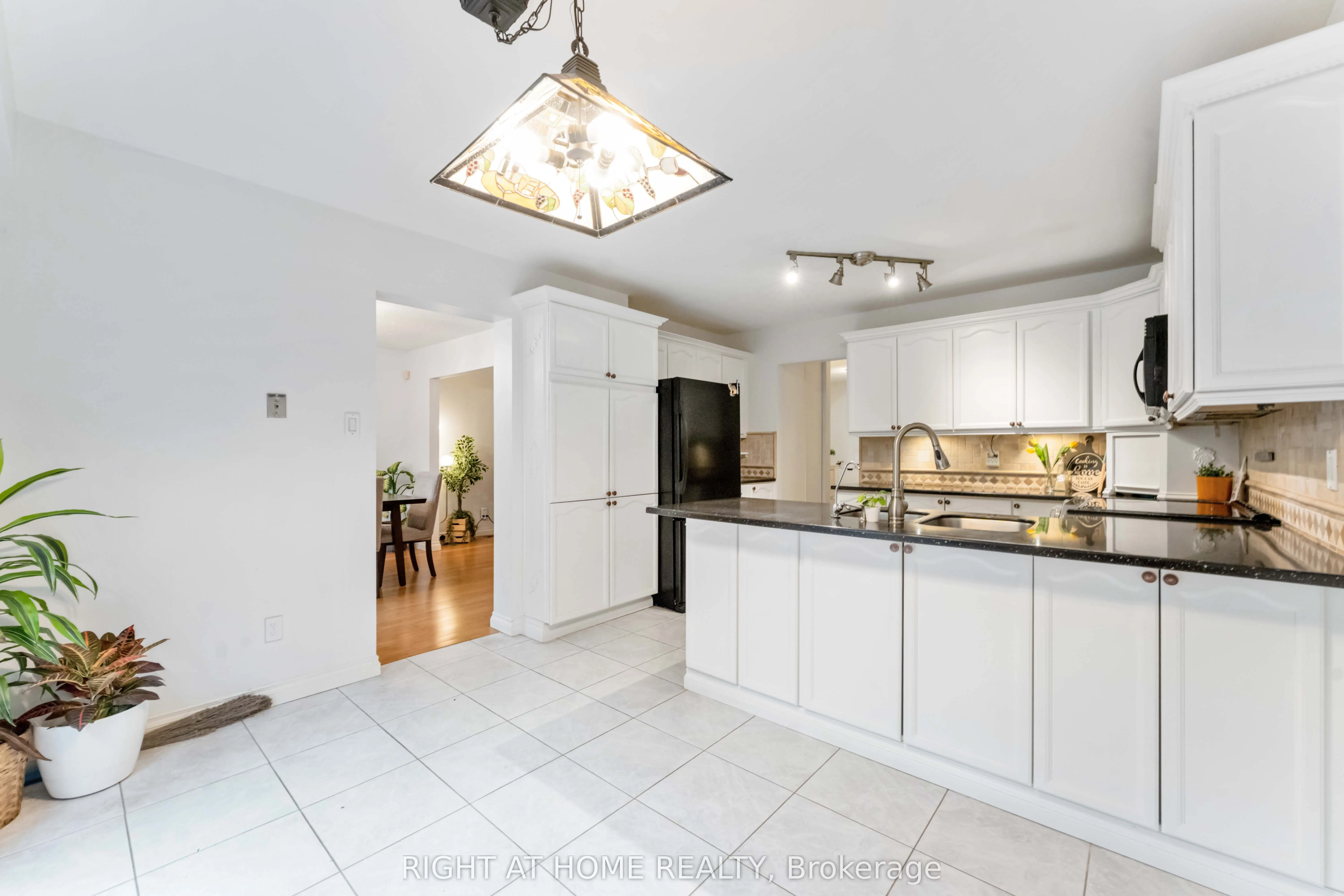 18 Shetland Way