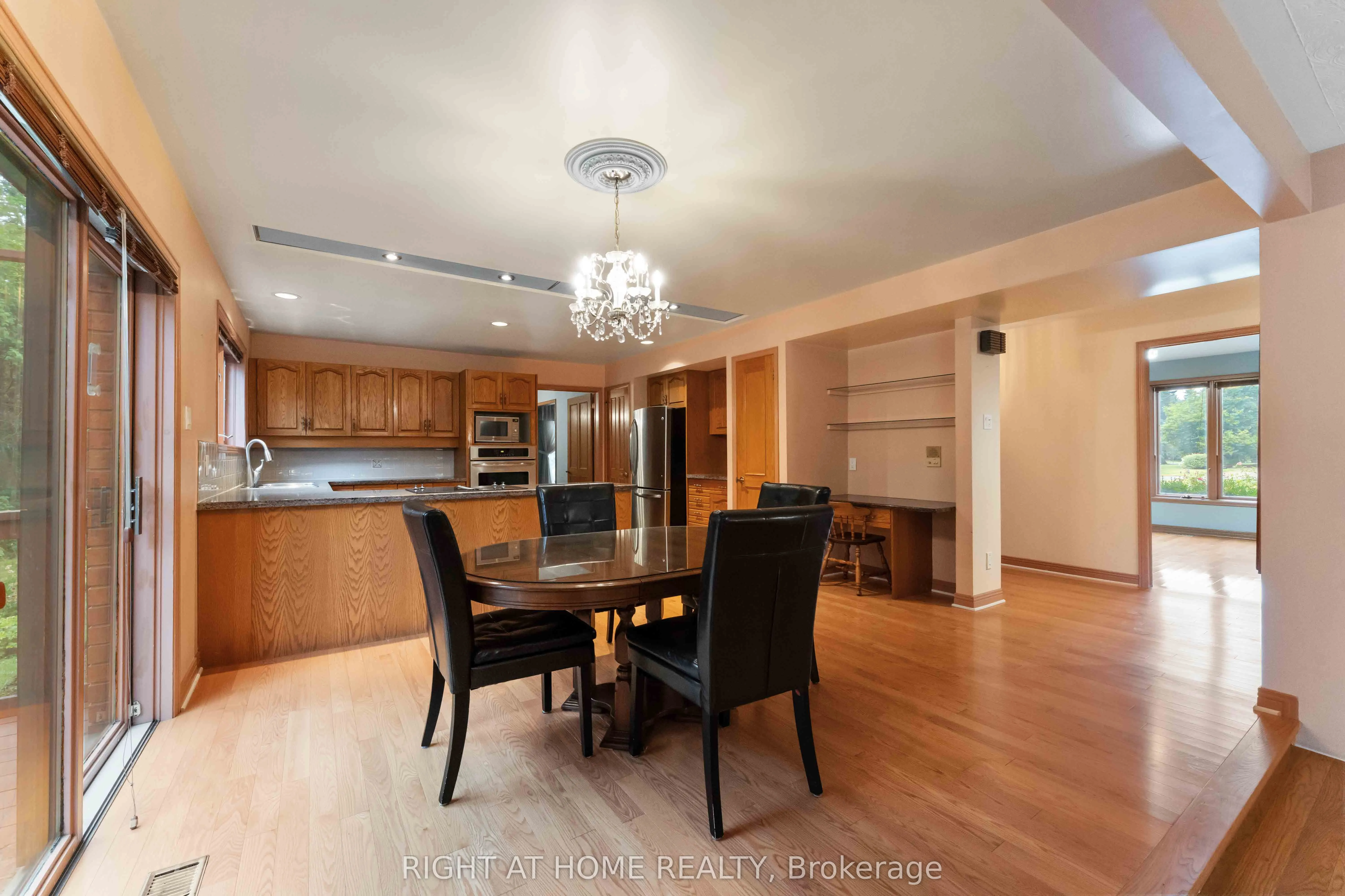 2 Muirfield Gardens