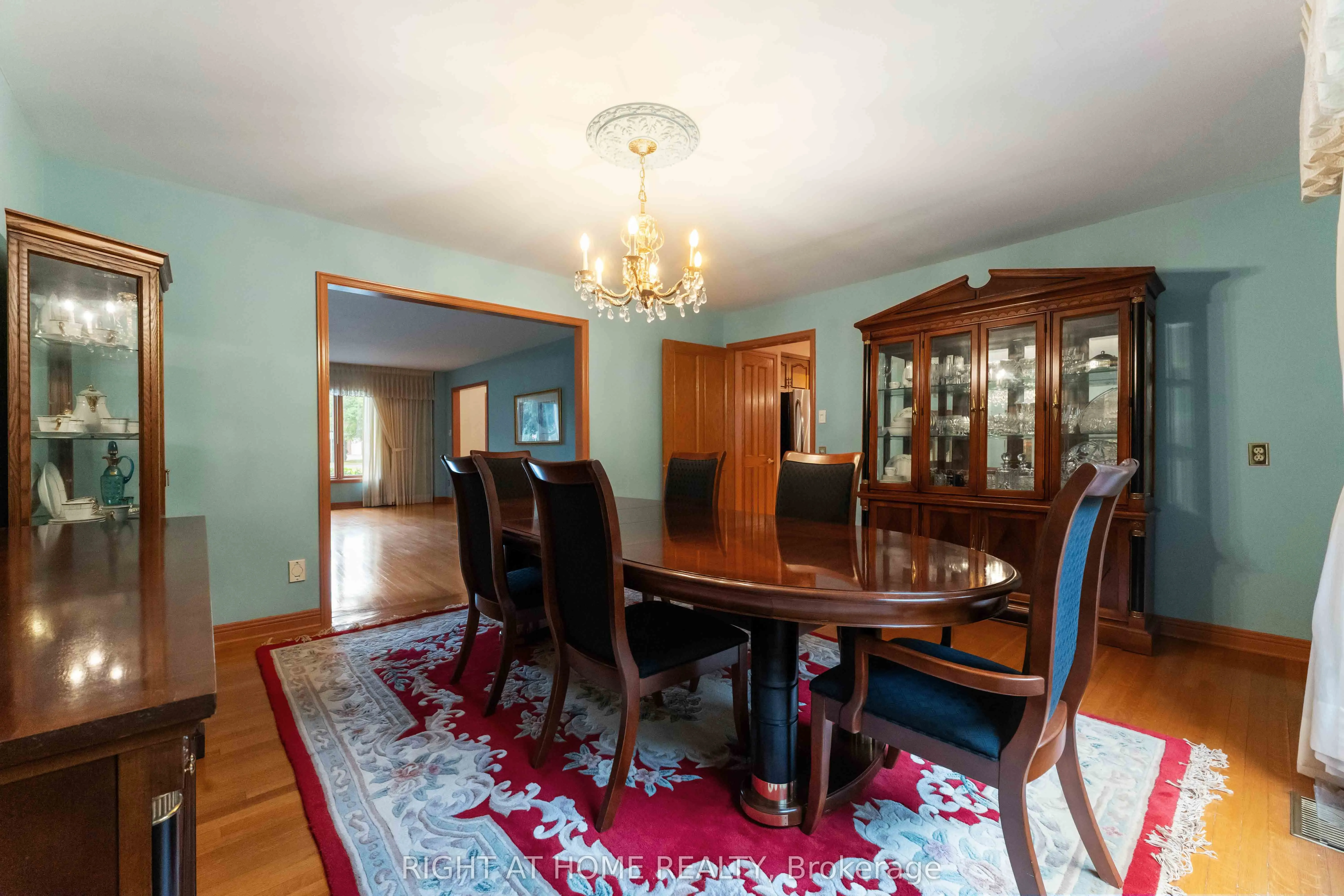 2 Muirfield Gardens