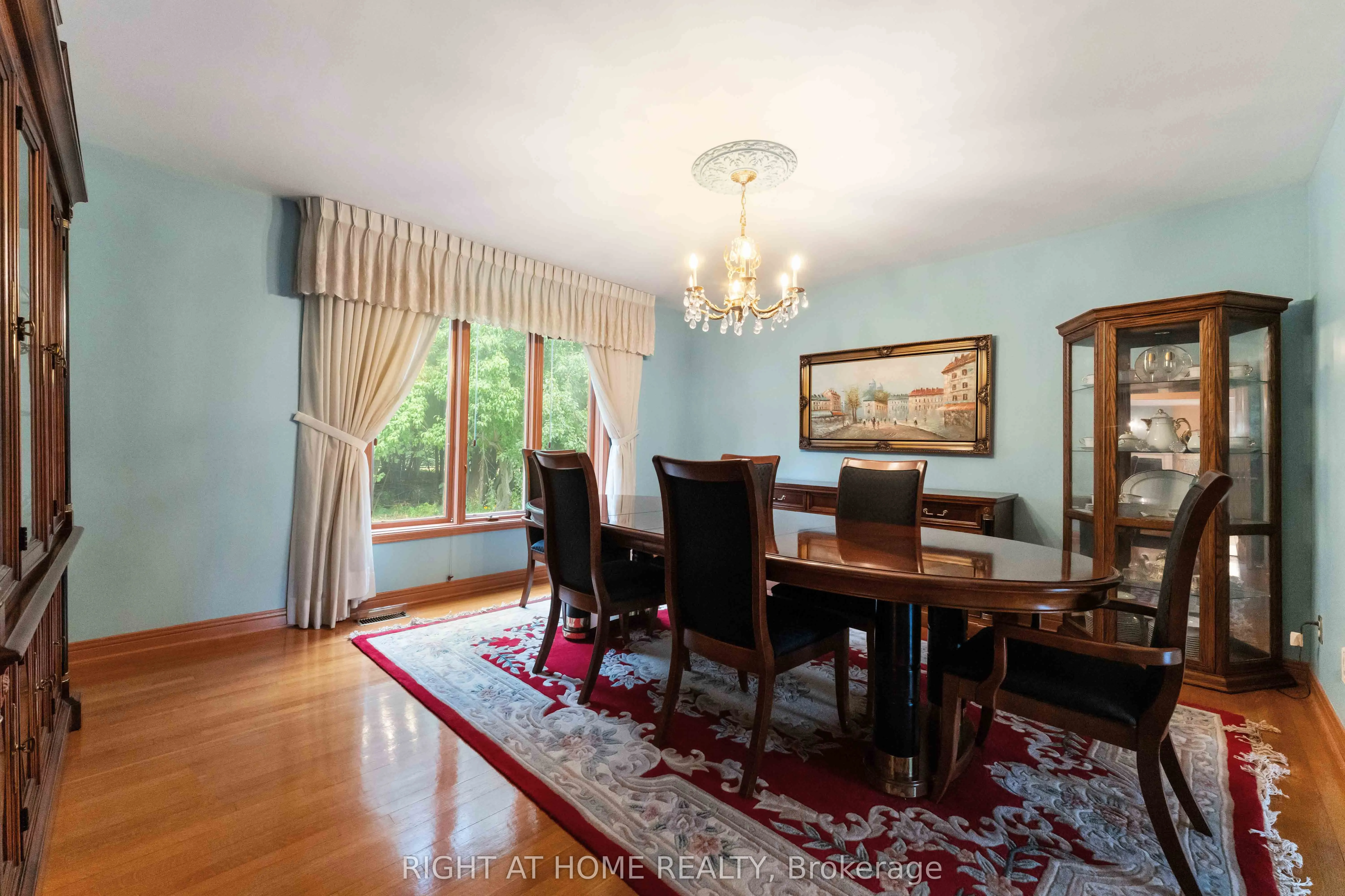 2 Muirfield Gardens