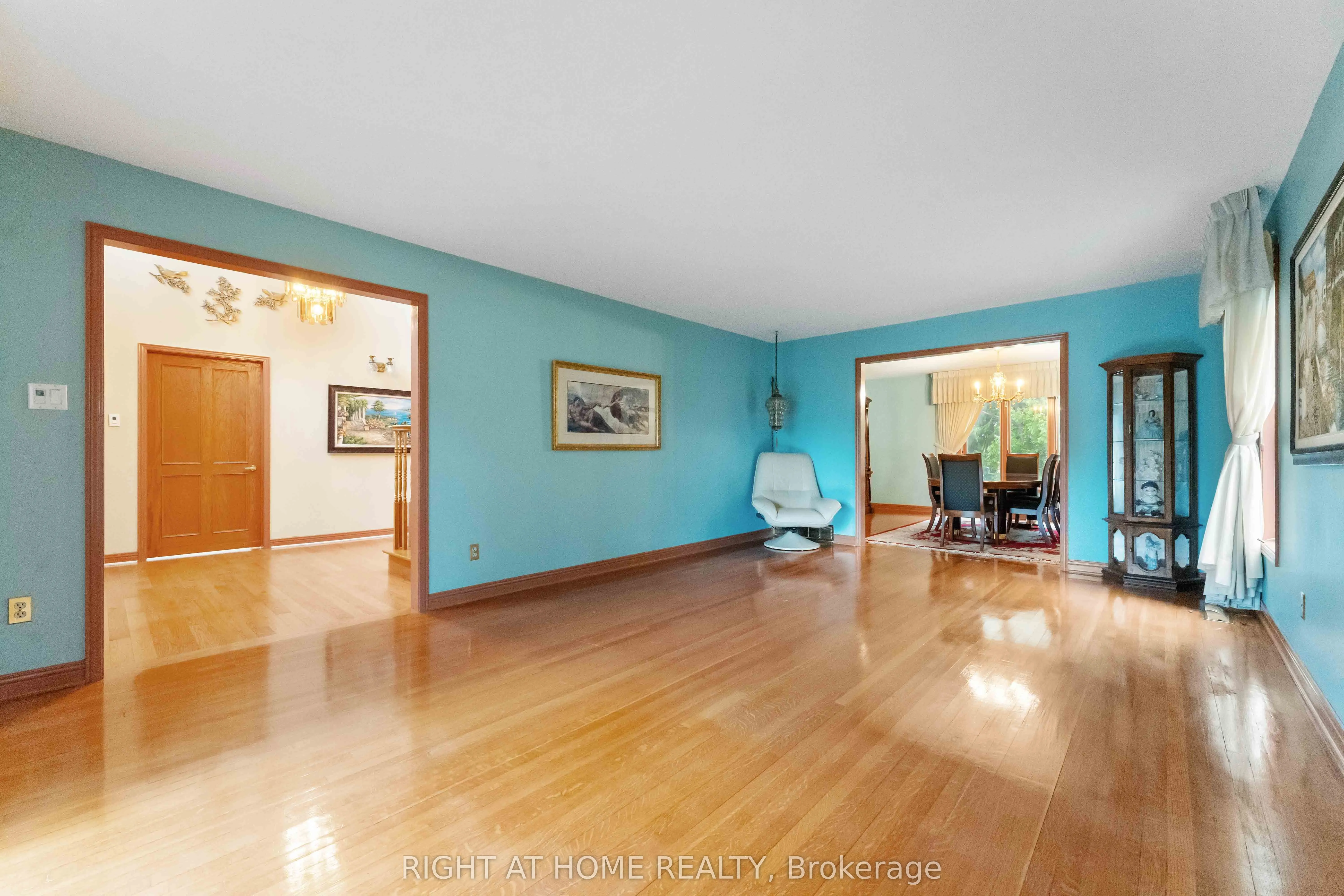 2 Muirfield Gardens