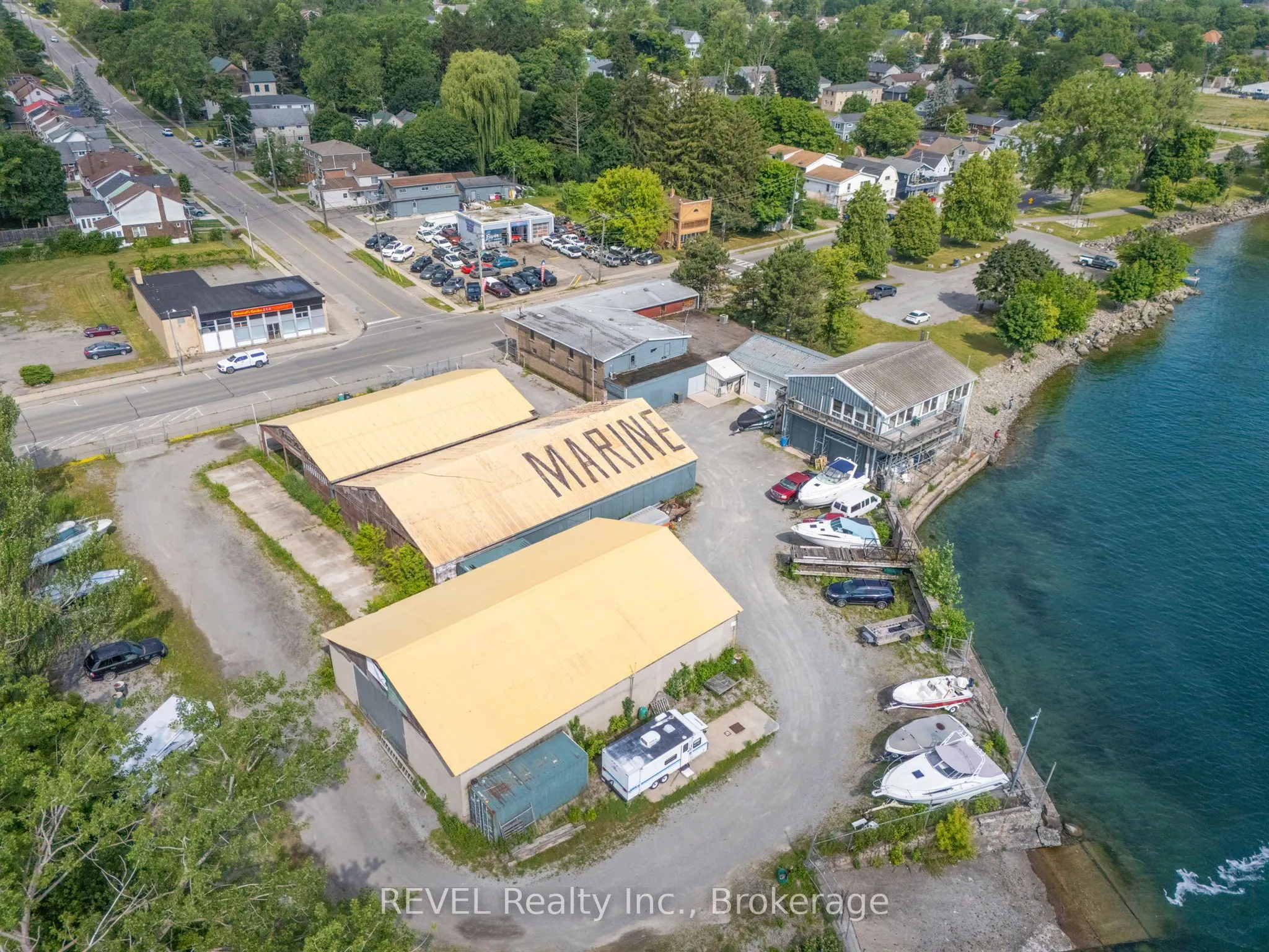 162 Niagara Boulevard, #UNIT 2