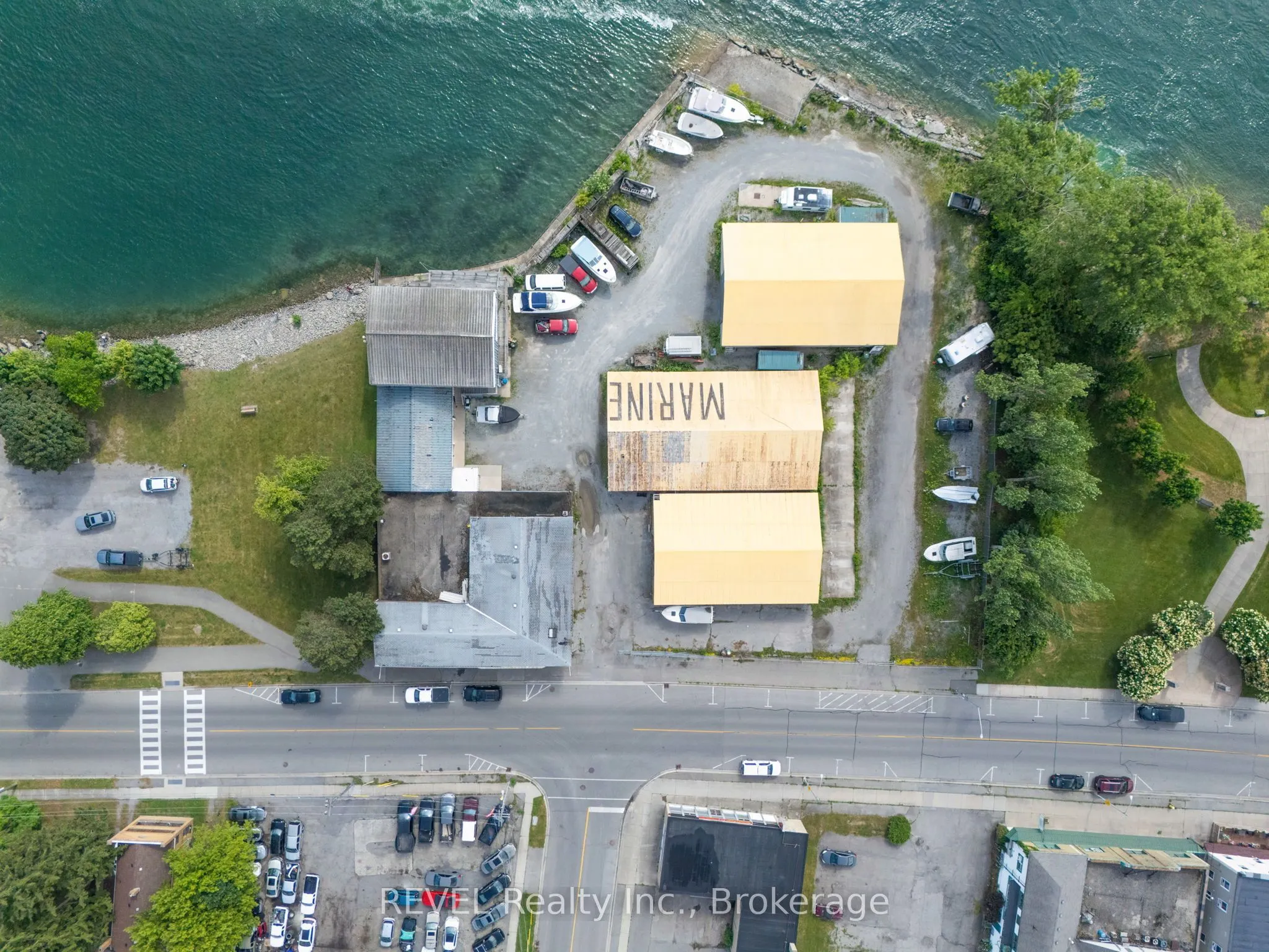 162 Niagara Boulevard, #UNIT 2