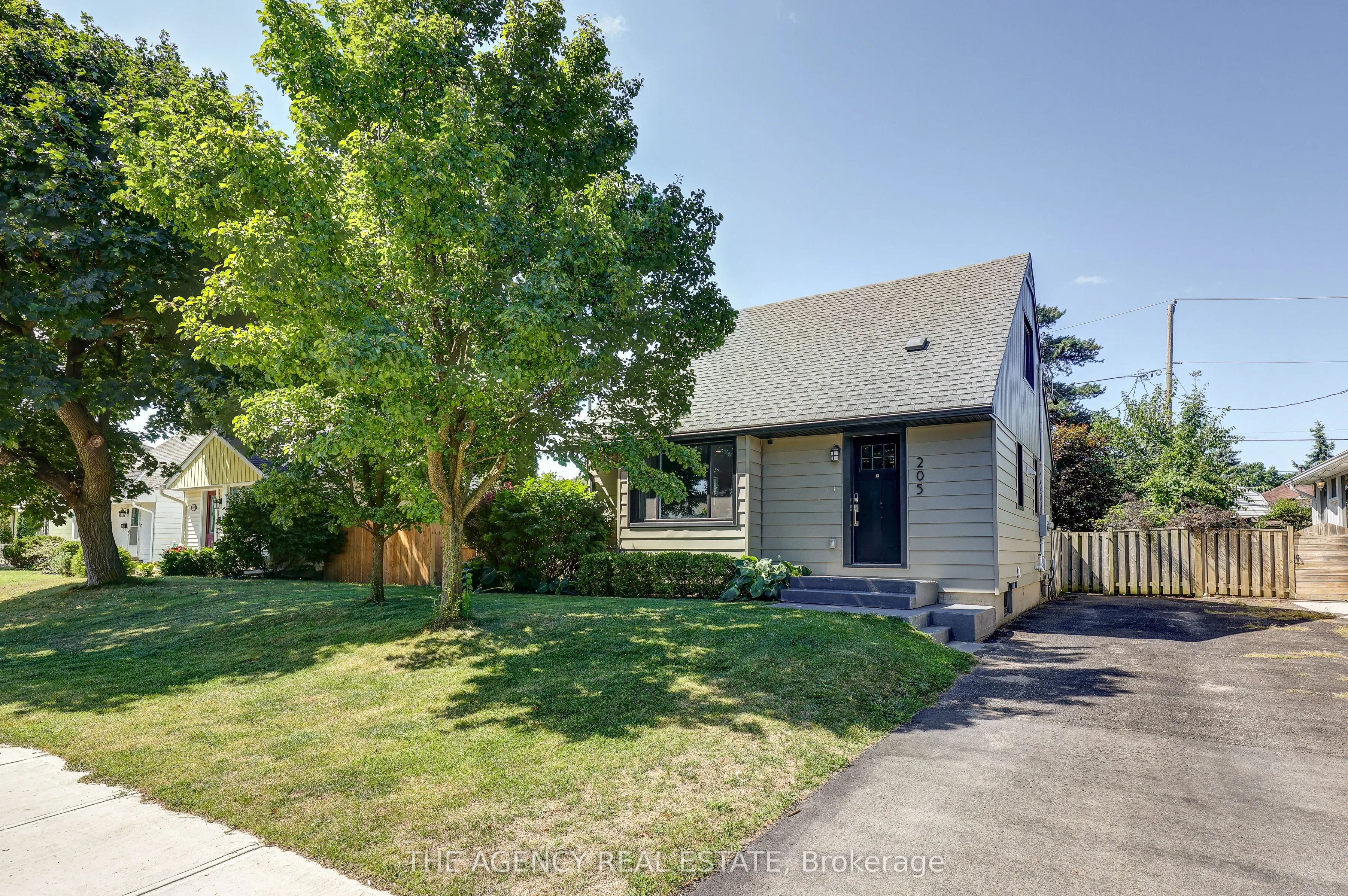205 Rhine Avenue