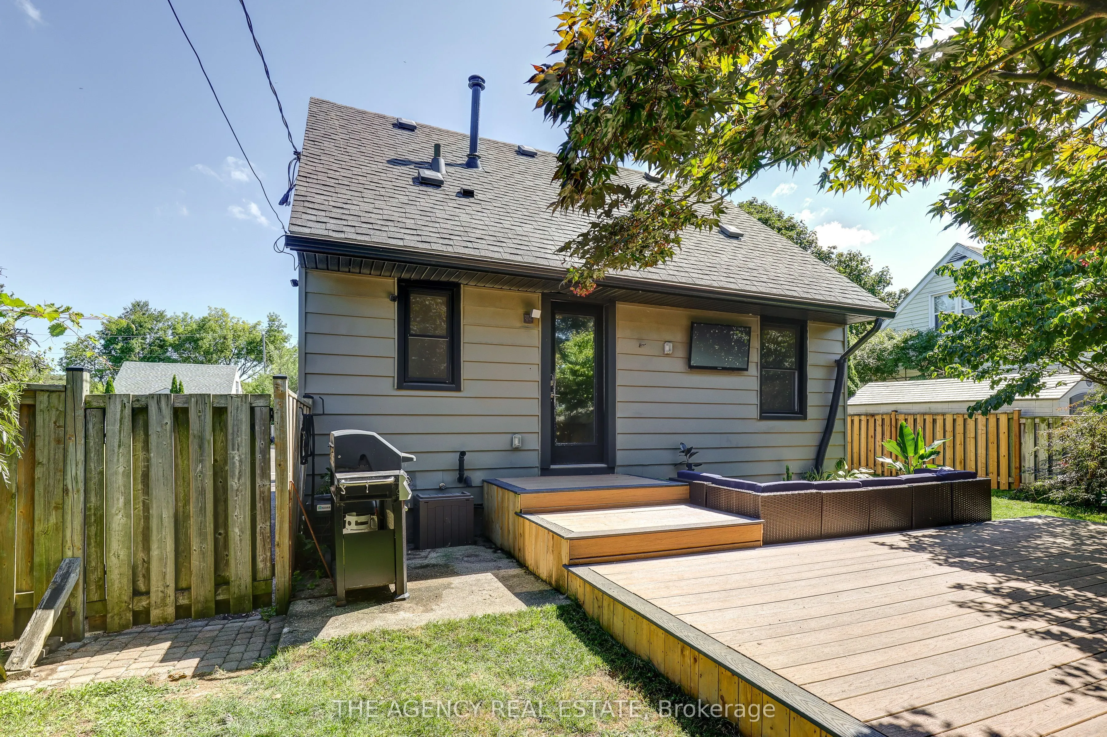 205 Rhine Avenue
