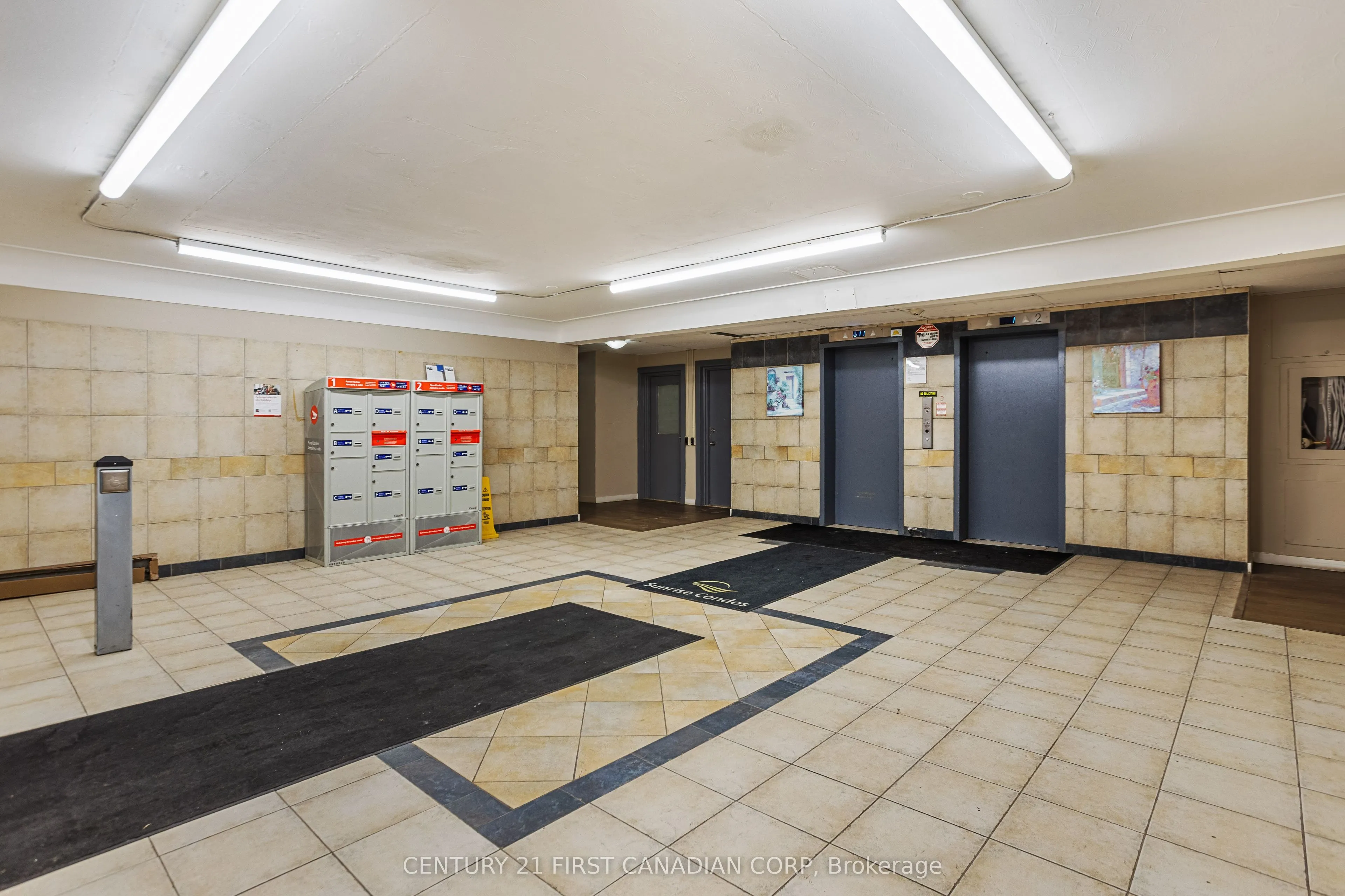 583 Mornington Avenue, #1104