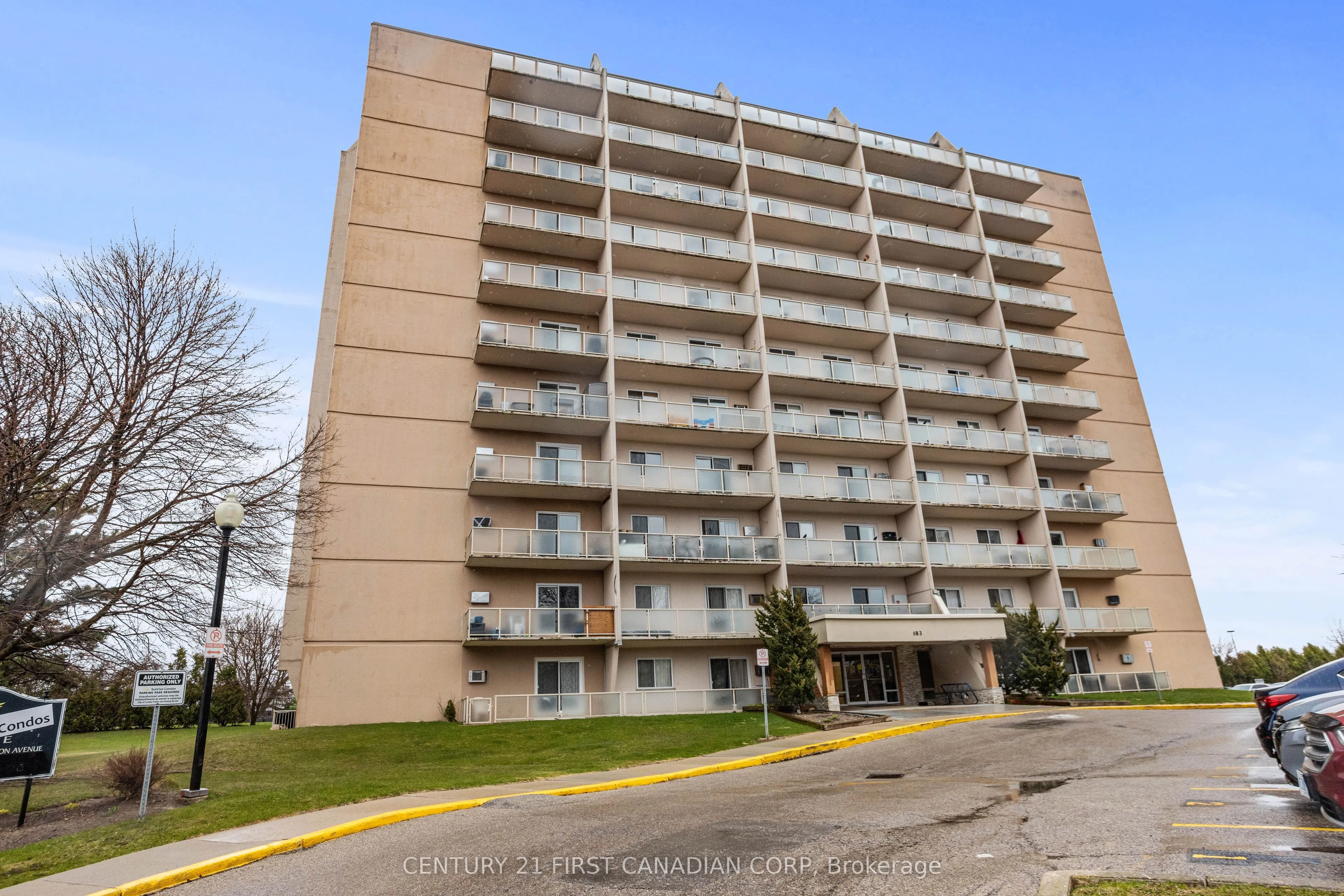 583 Mornington Avenue, #1104