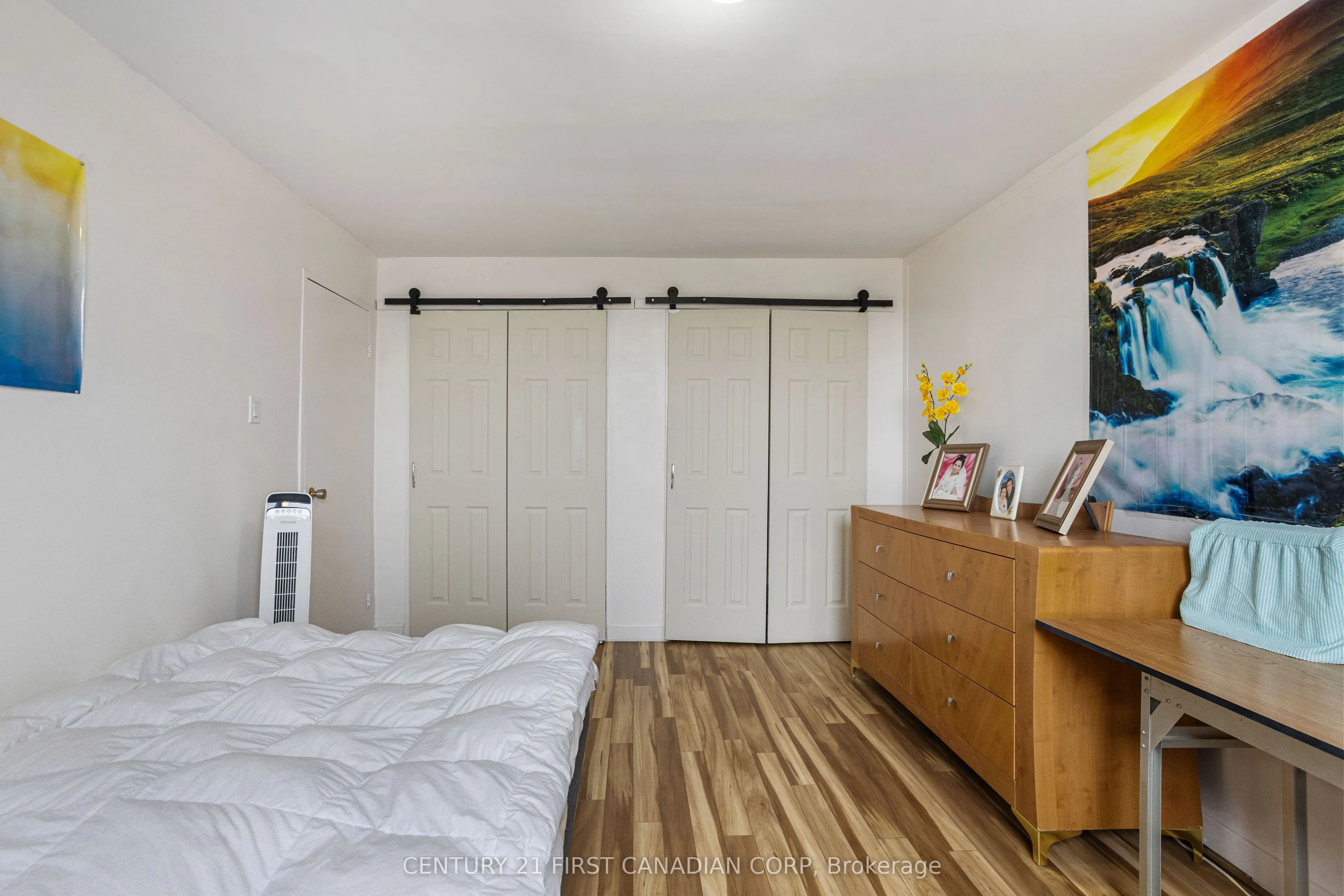 583 Mornington Avenue, #1104