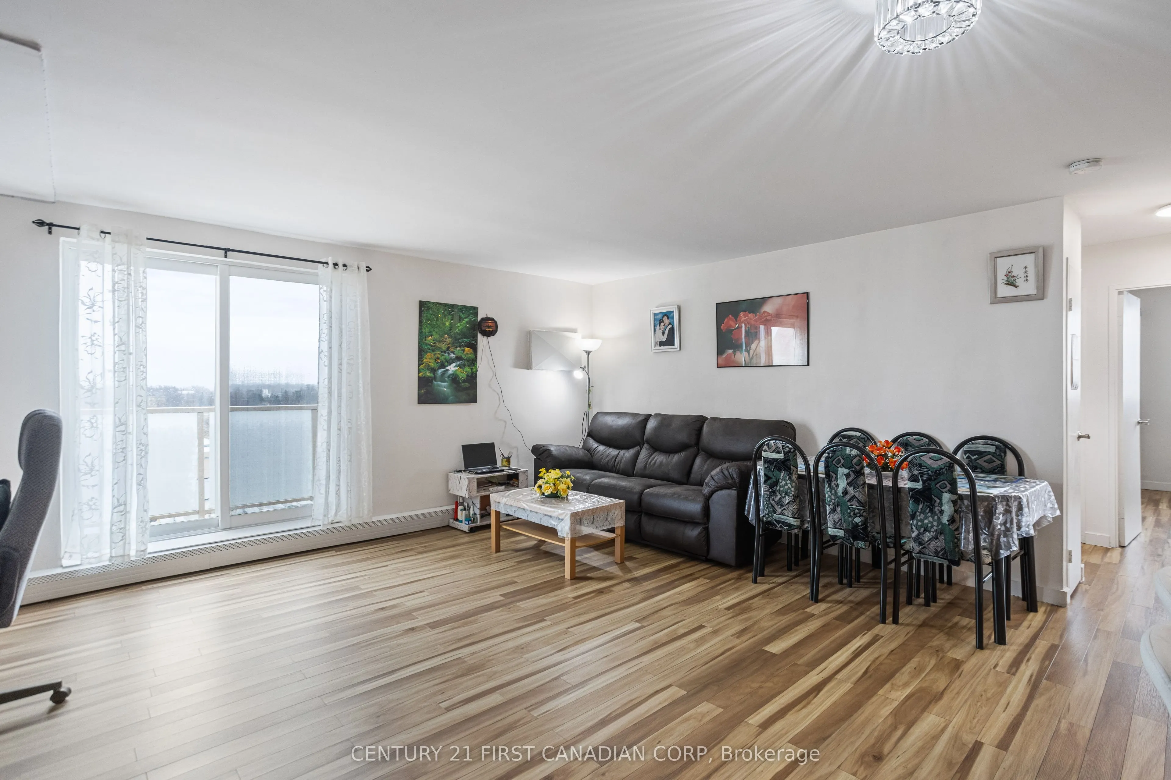 583 Mornington Avenue, #1104