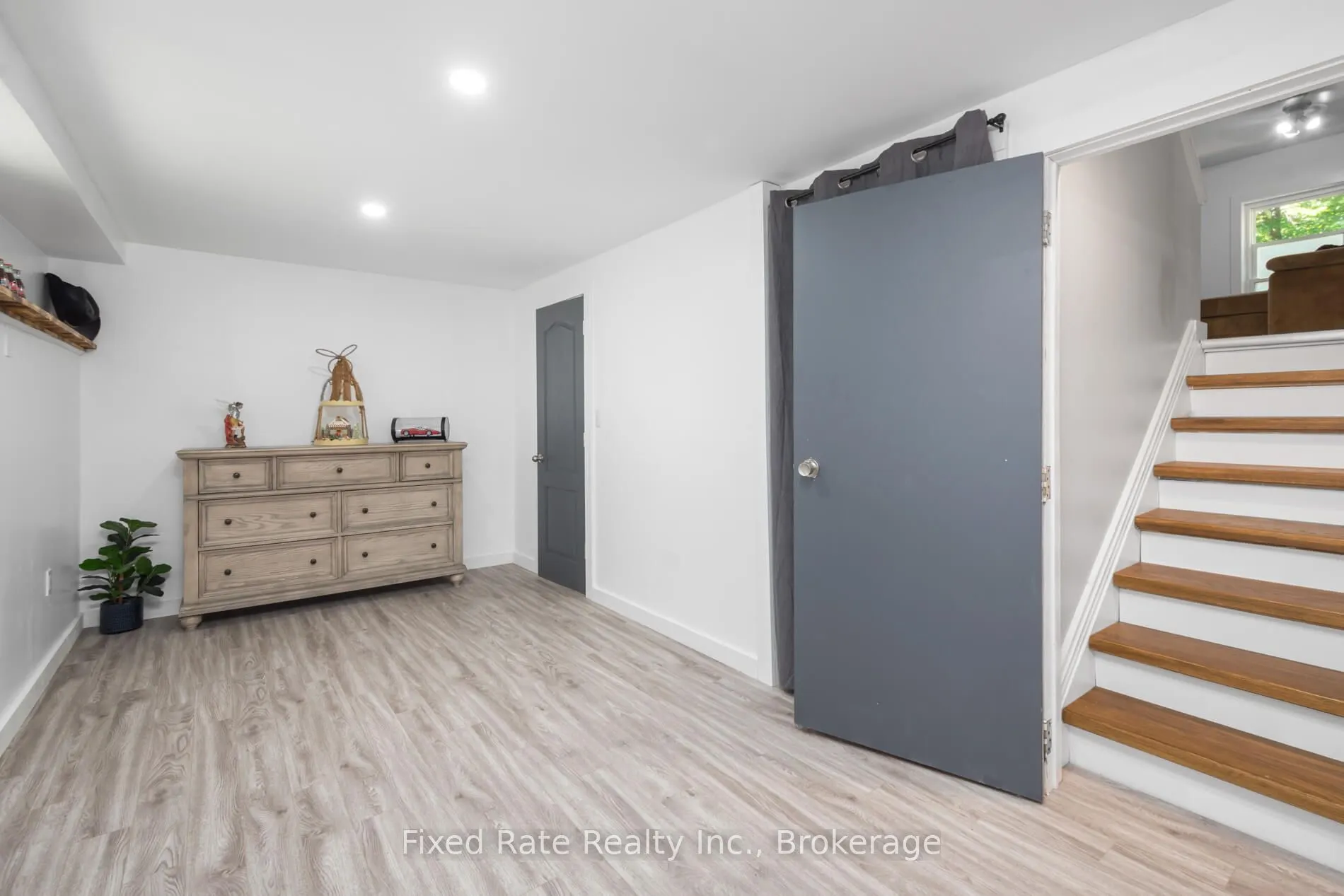 128 Bridgedale Road