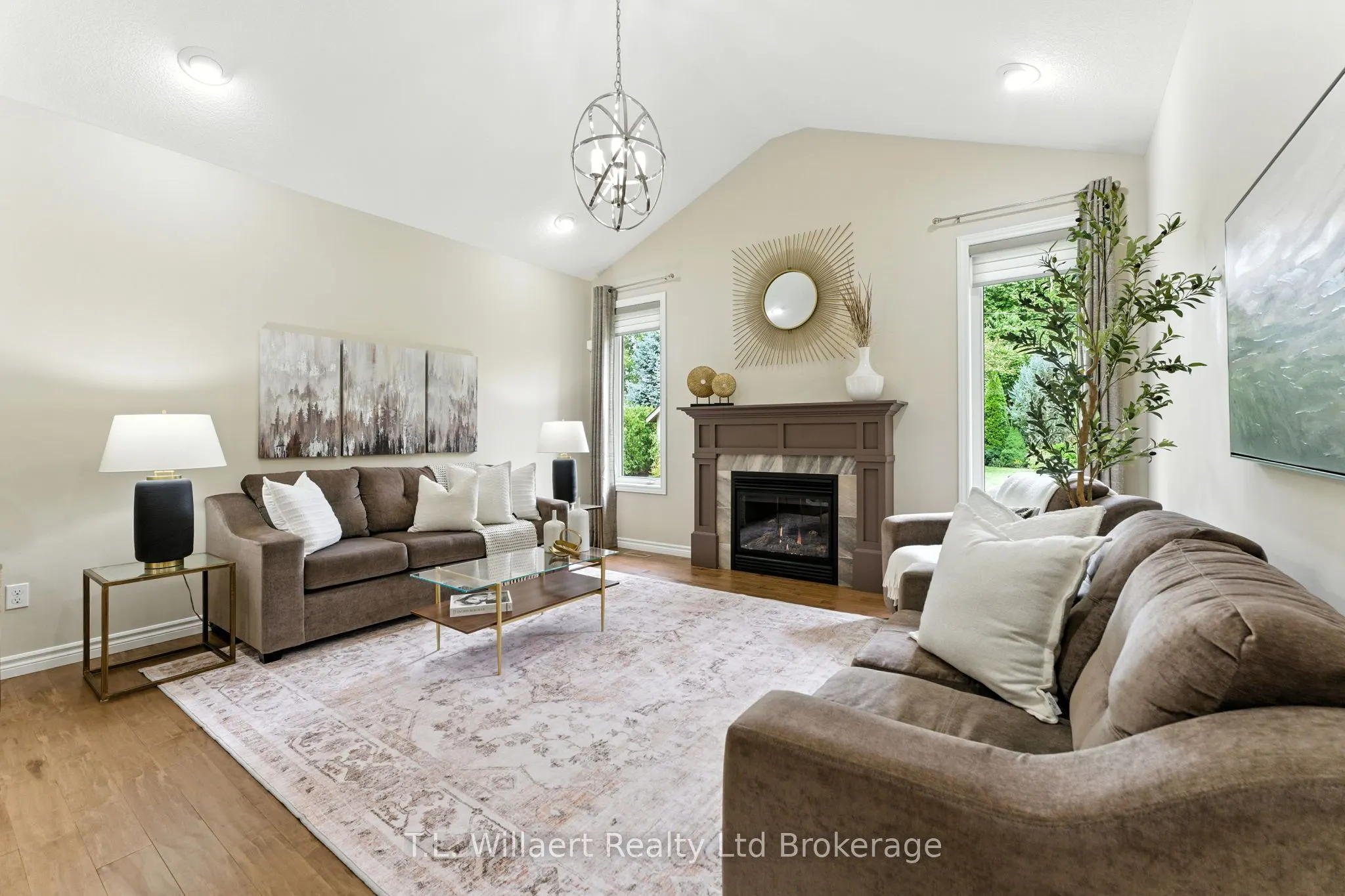 6 Colin Avenue