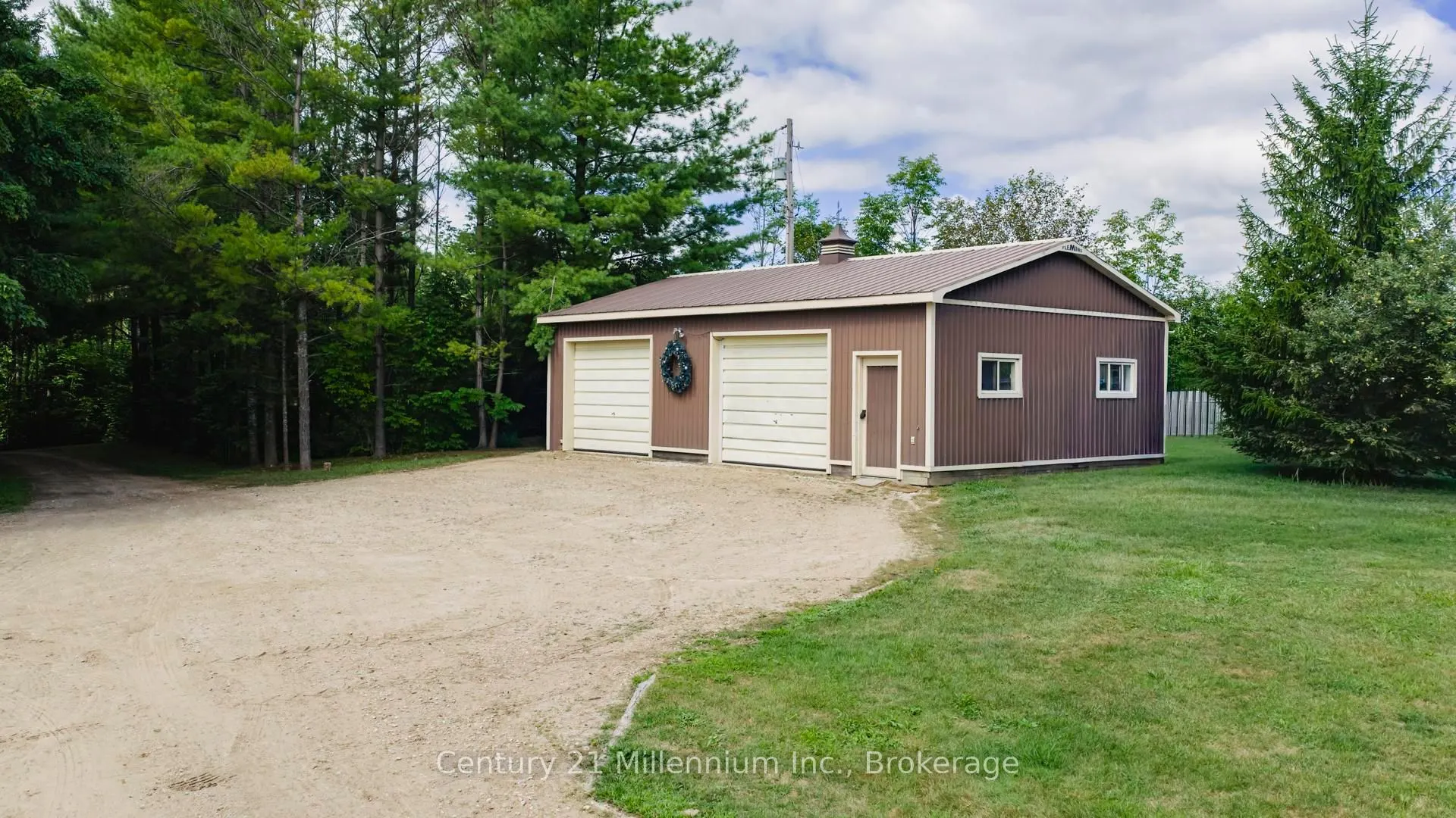 9849 Wellington Rd 3