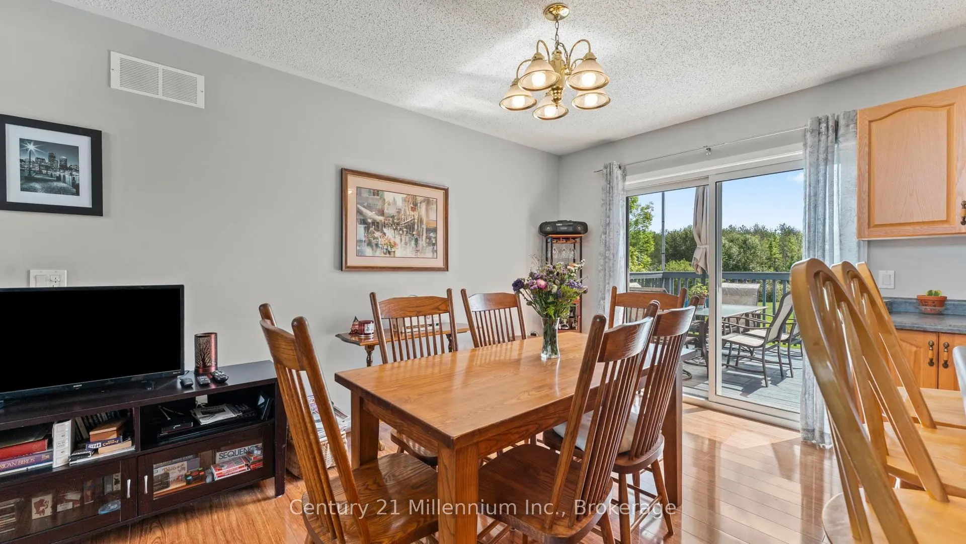 9849 Wellington Rd 3