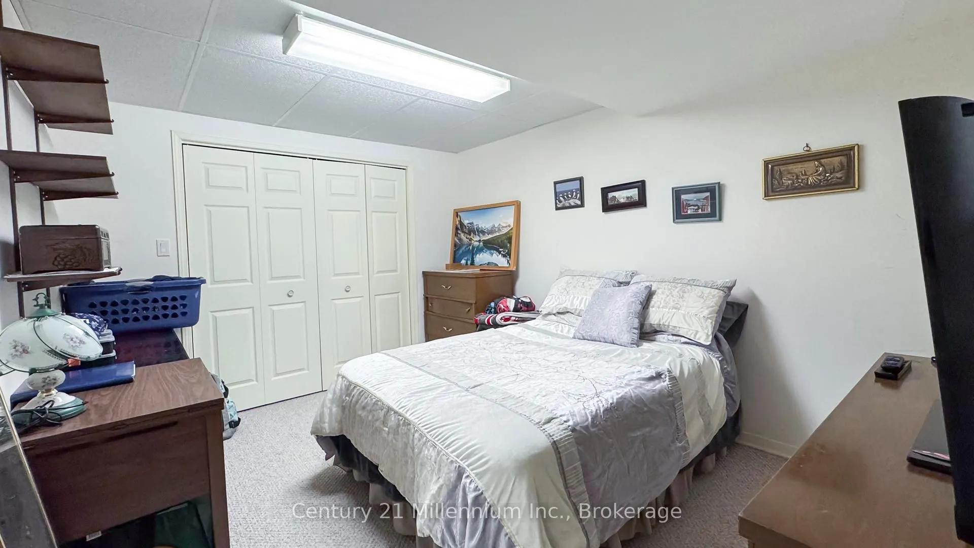 9849 Wellington Rd 3