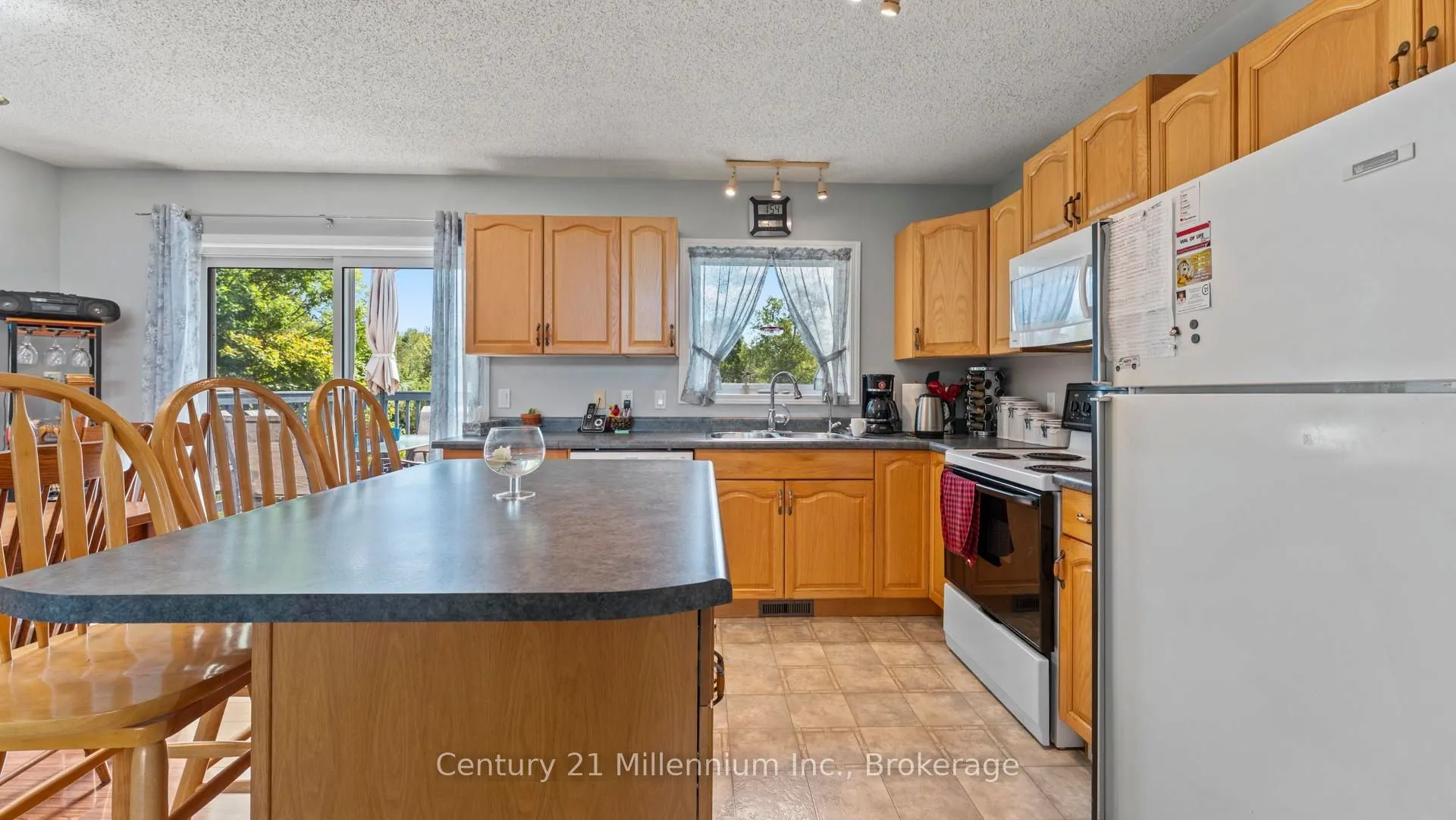 9849 Wellington Rd 3