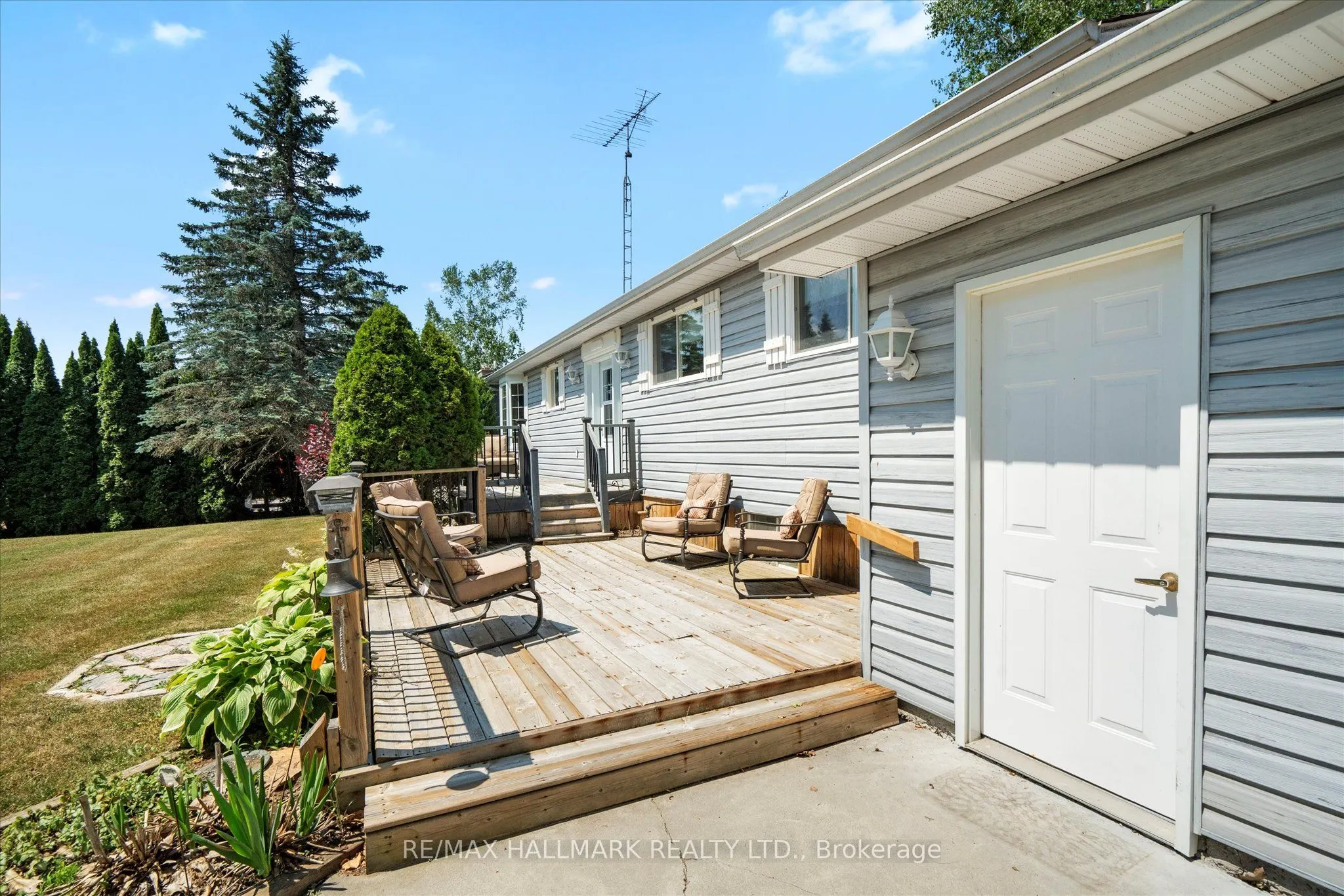 6 Evans Drive