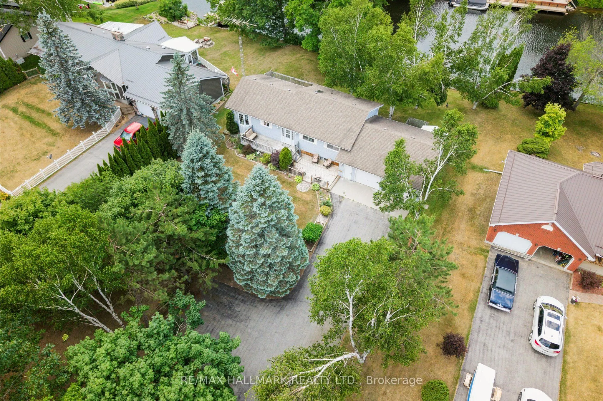6 Evans Drive