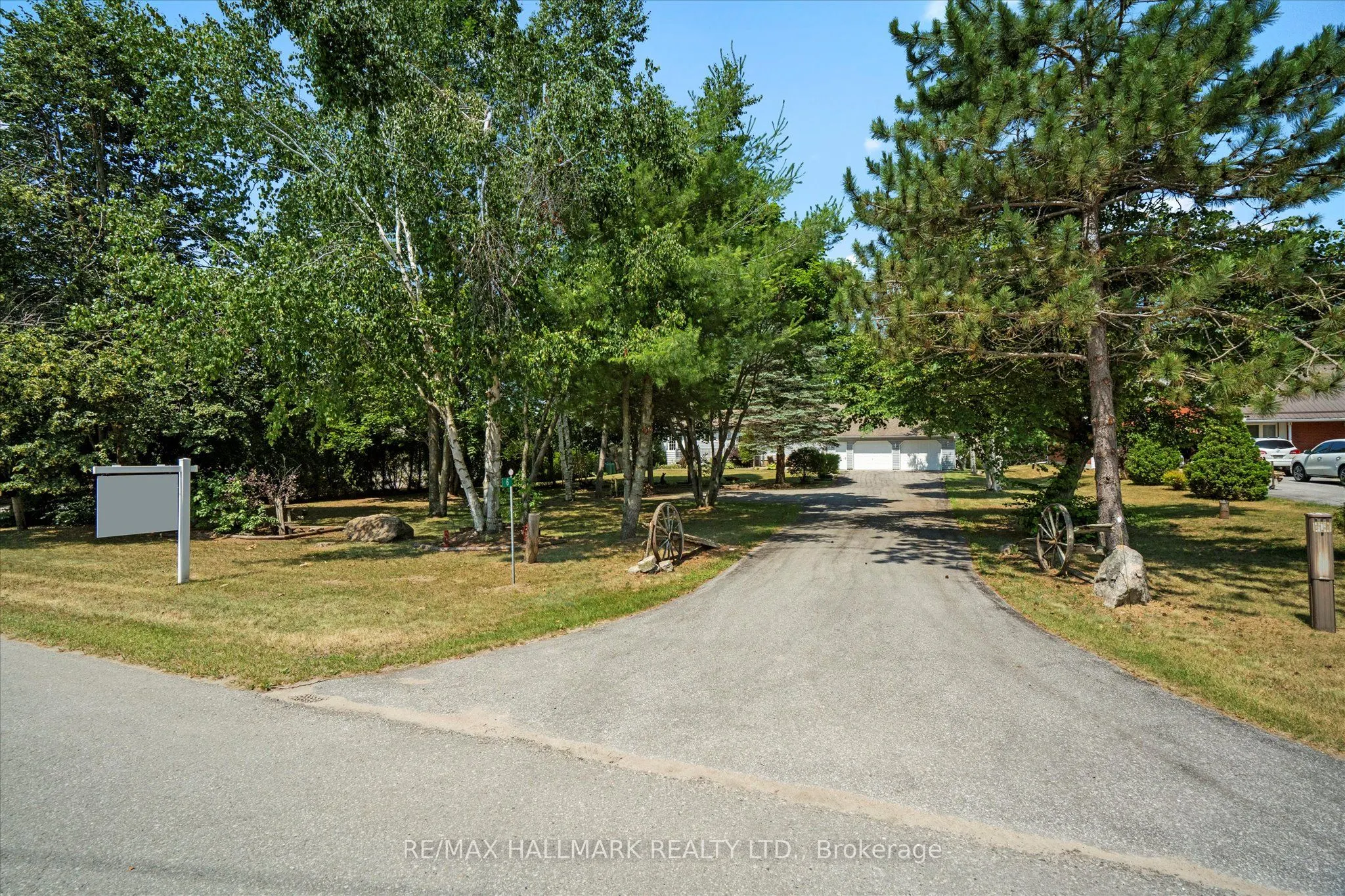 6 Evans Drive