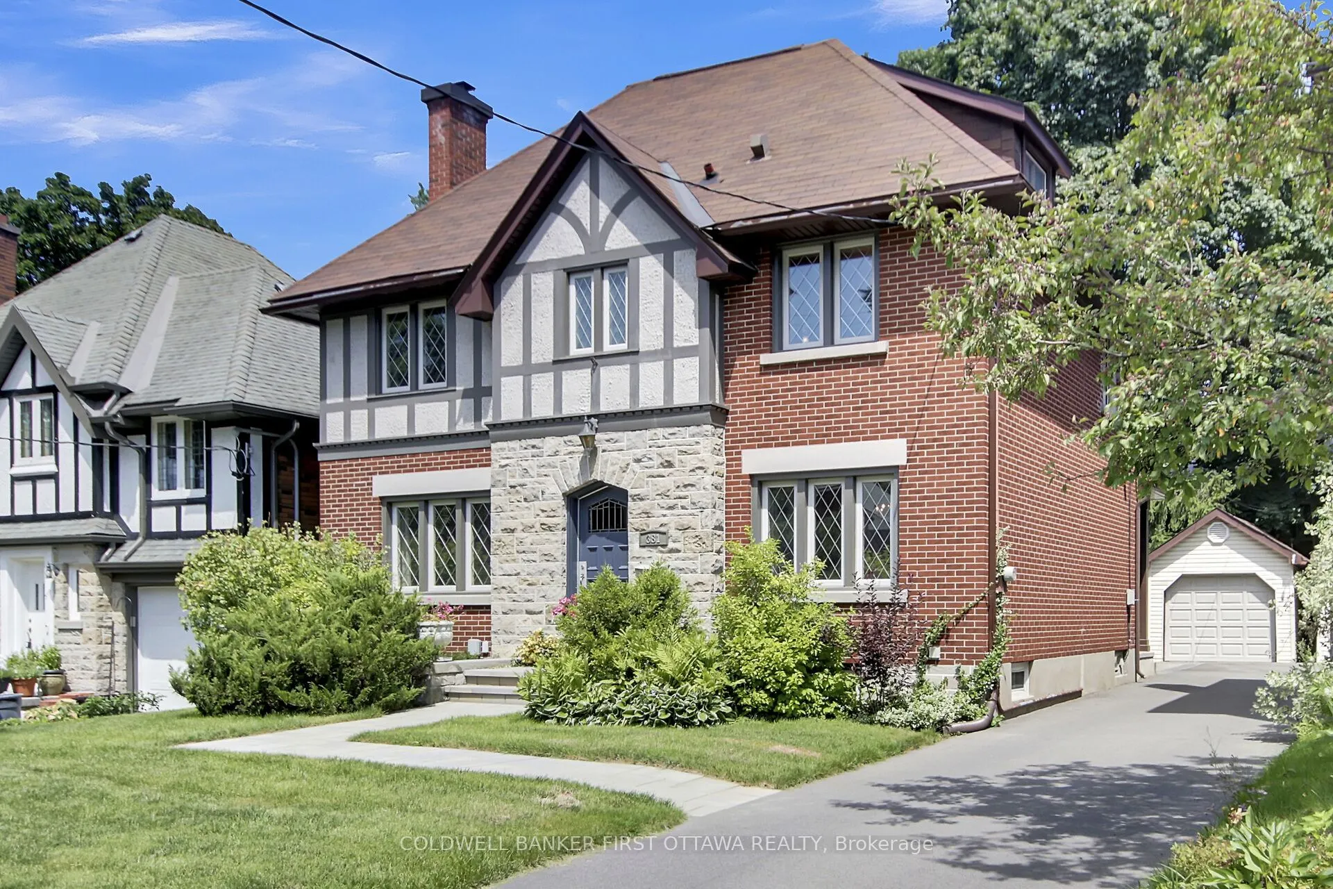 381 Huron Avenue S