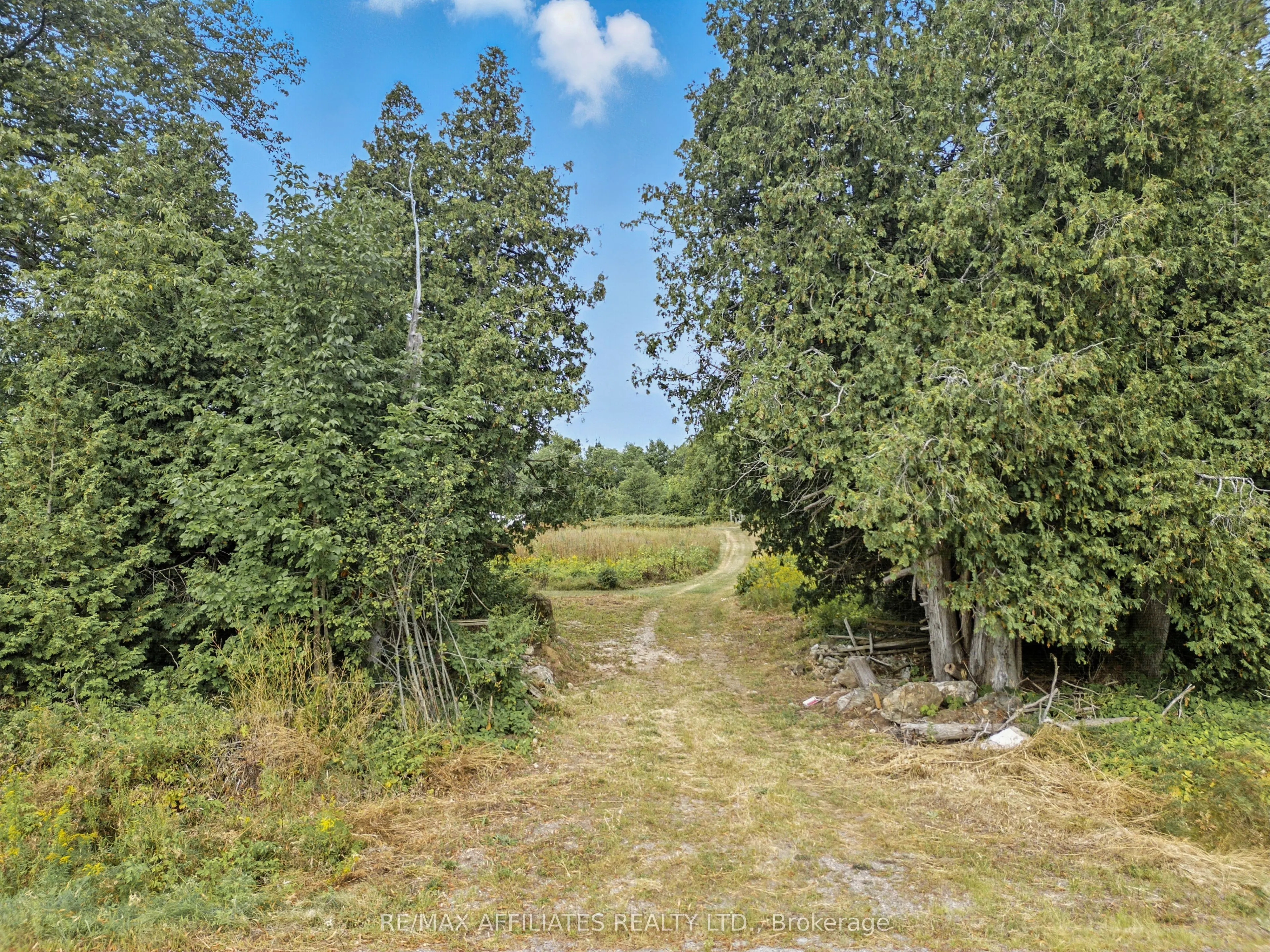 PTLT 25 HWY 511 Road