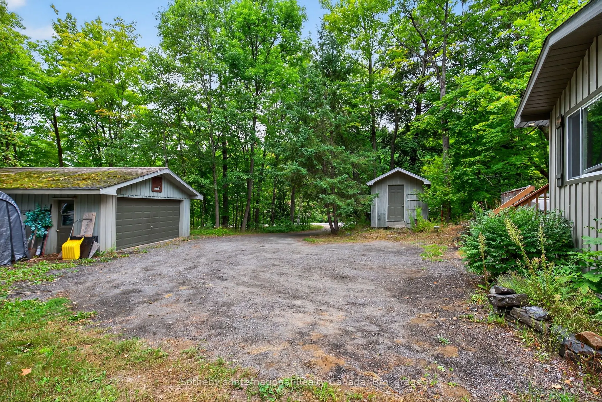 1132 Limberlost Road