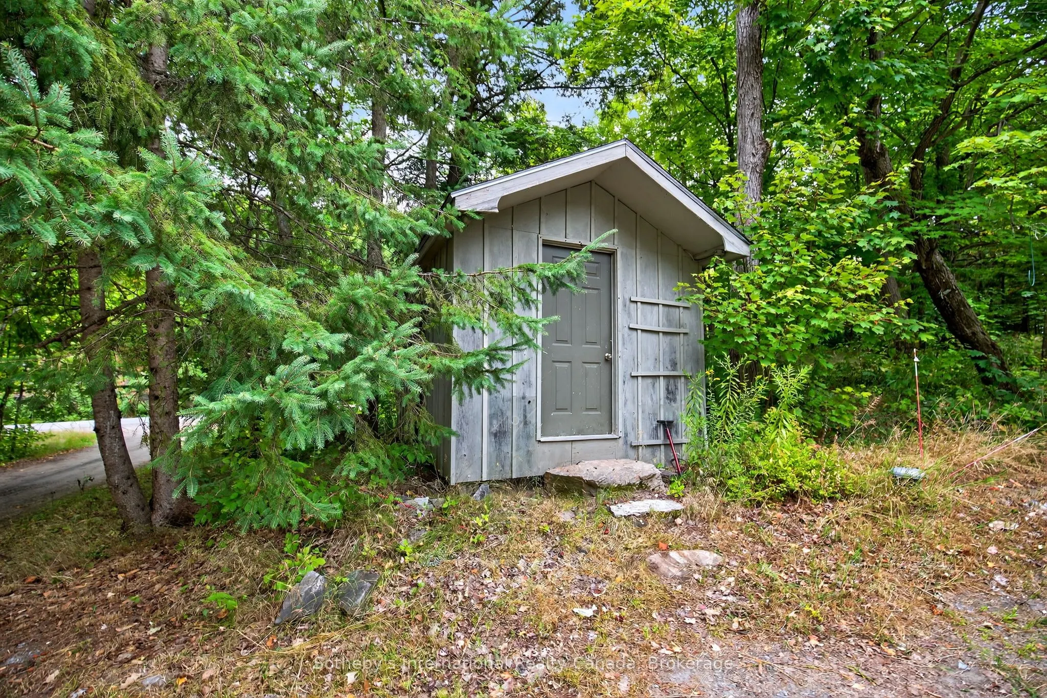 1132 Limberlost Road