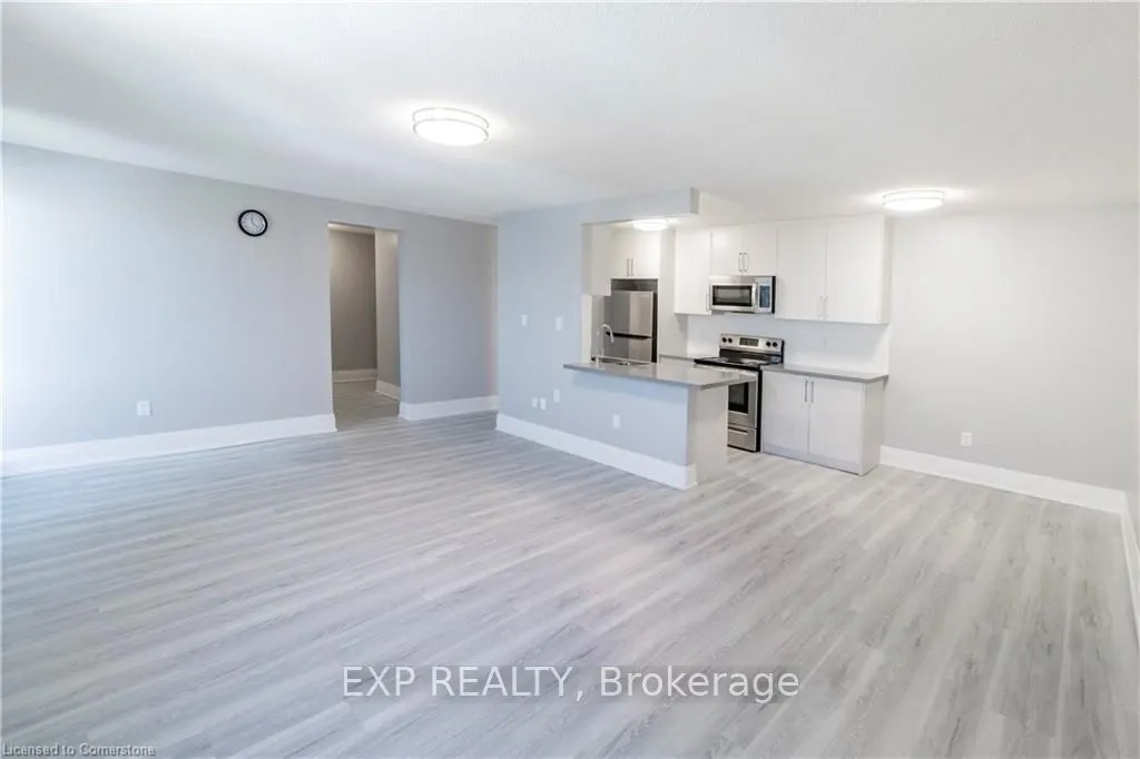 4422 Huron Street, #304