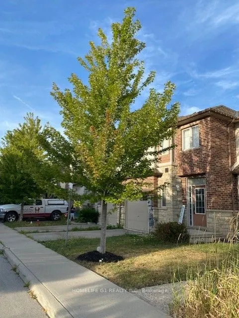 8 Lakelawn Road